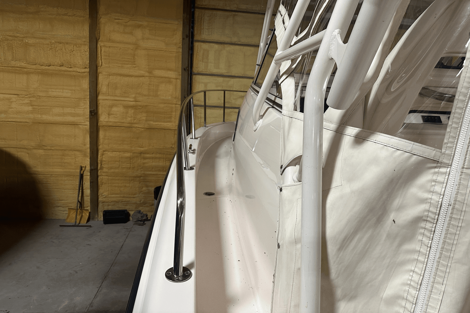 2021 Grady-White
                                                             300 MARLIN Image Thumbnail #9