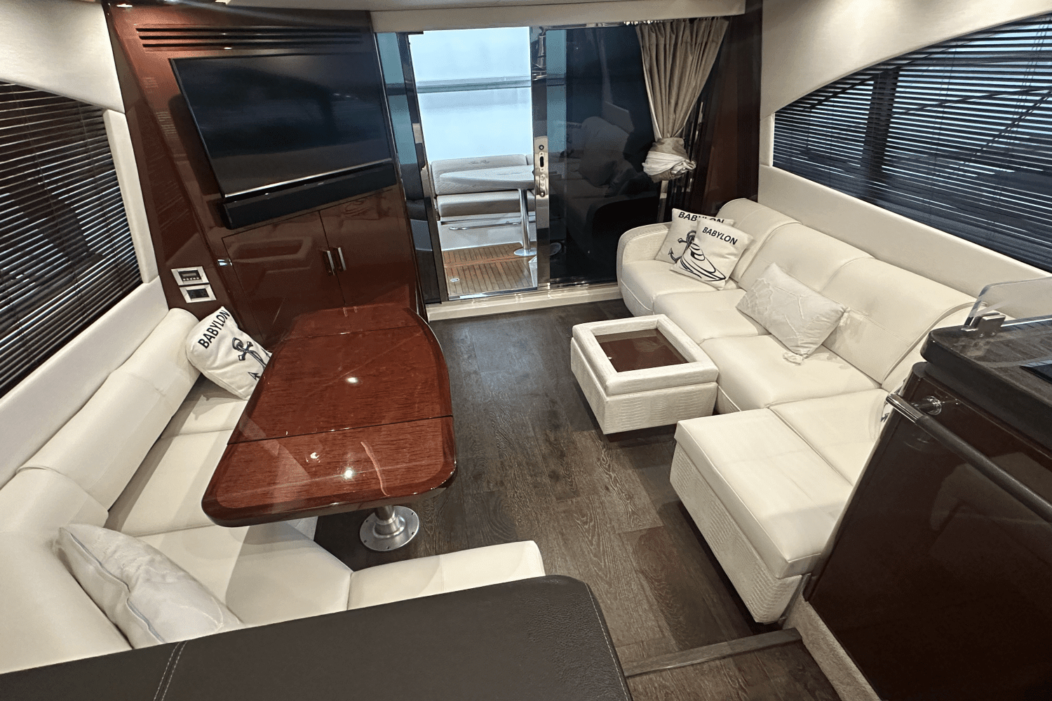 2017 Sea Ray
                                                             510 FLY Image Thumbnail #29