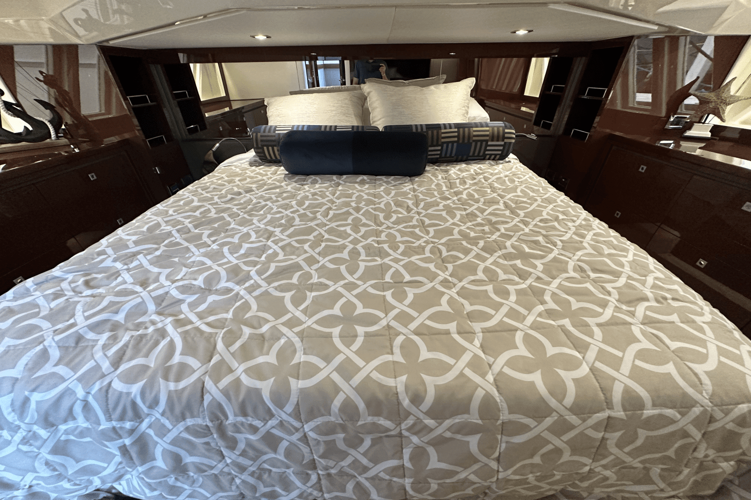 2017 Sea Ray
                                                             510 FLY Image Thumbnail #38