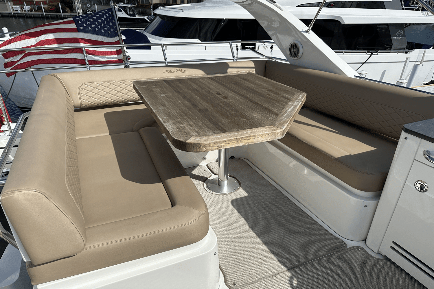 2017 Sea Ray
                                                             510 FLY Image Thumbnail #19