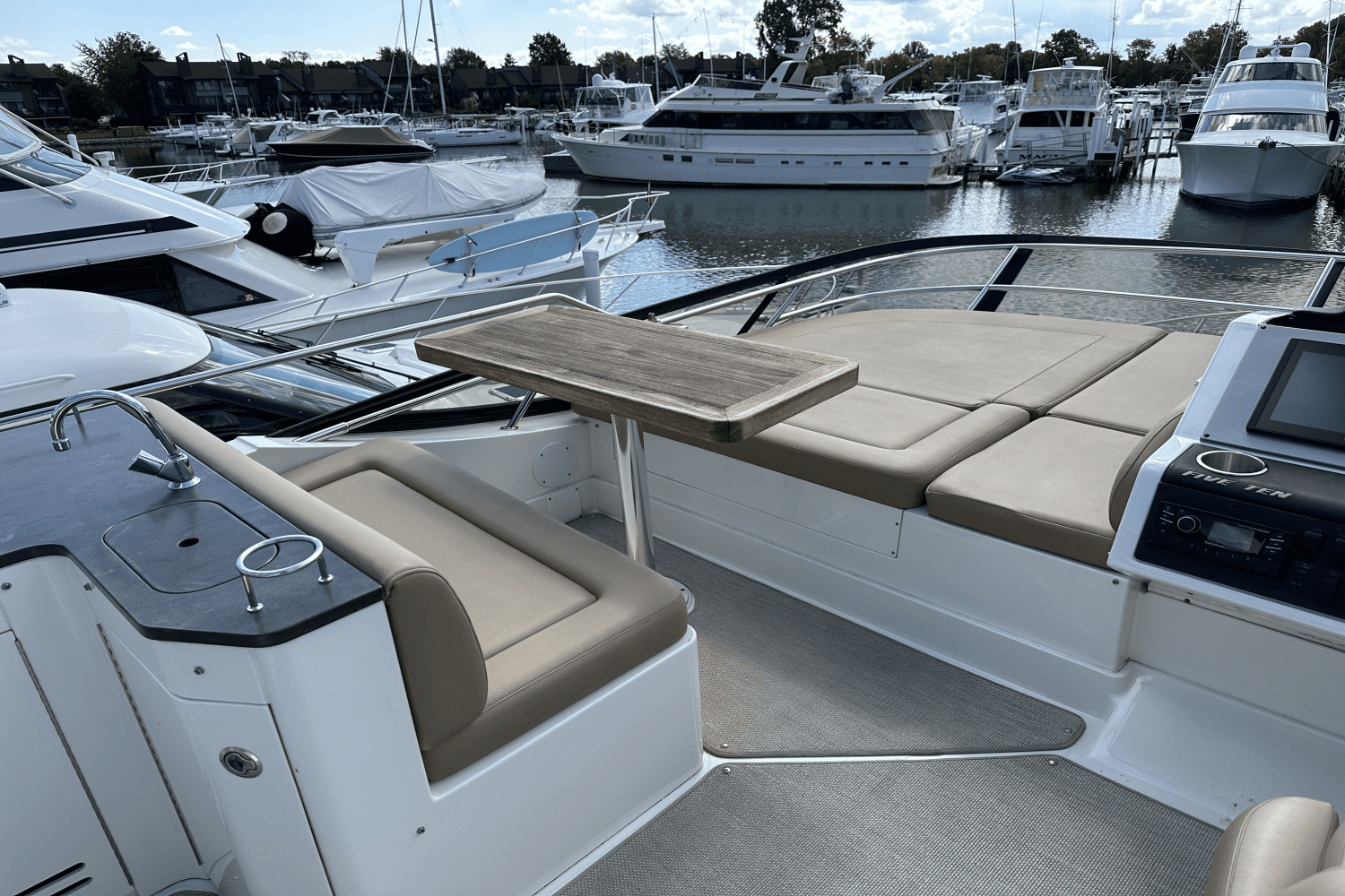 2017 Sea Ray
                                                             510 FLY Image Thumbnail #21