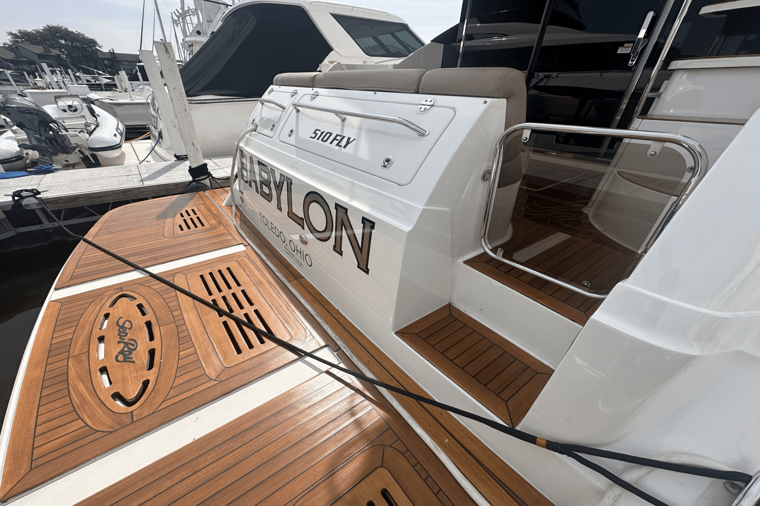 2017 Sea Ray
                                                             510 FLY Image Thumbnail #8