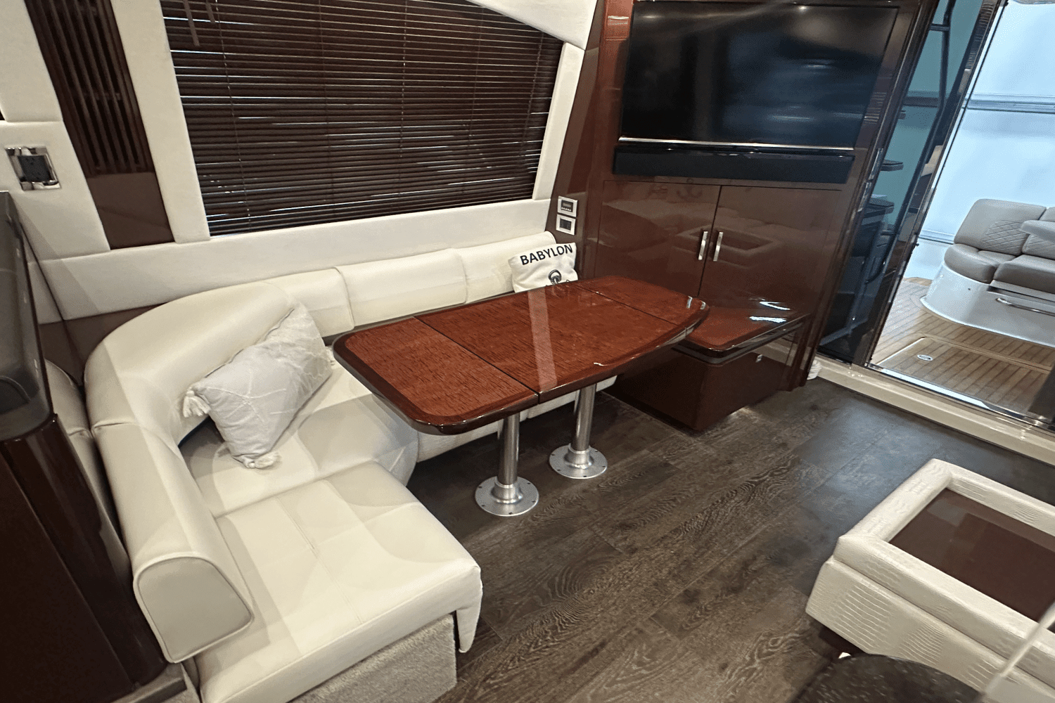 2017 Sea Ray
                                                             510 FLY Image Thumbnail #31