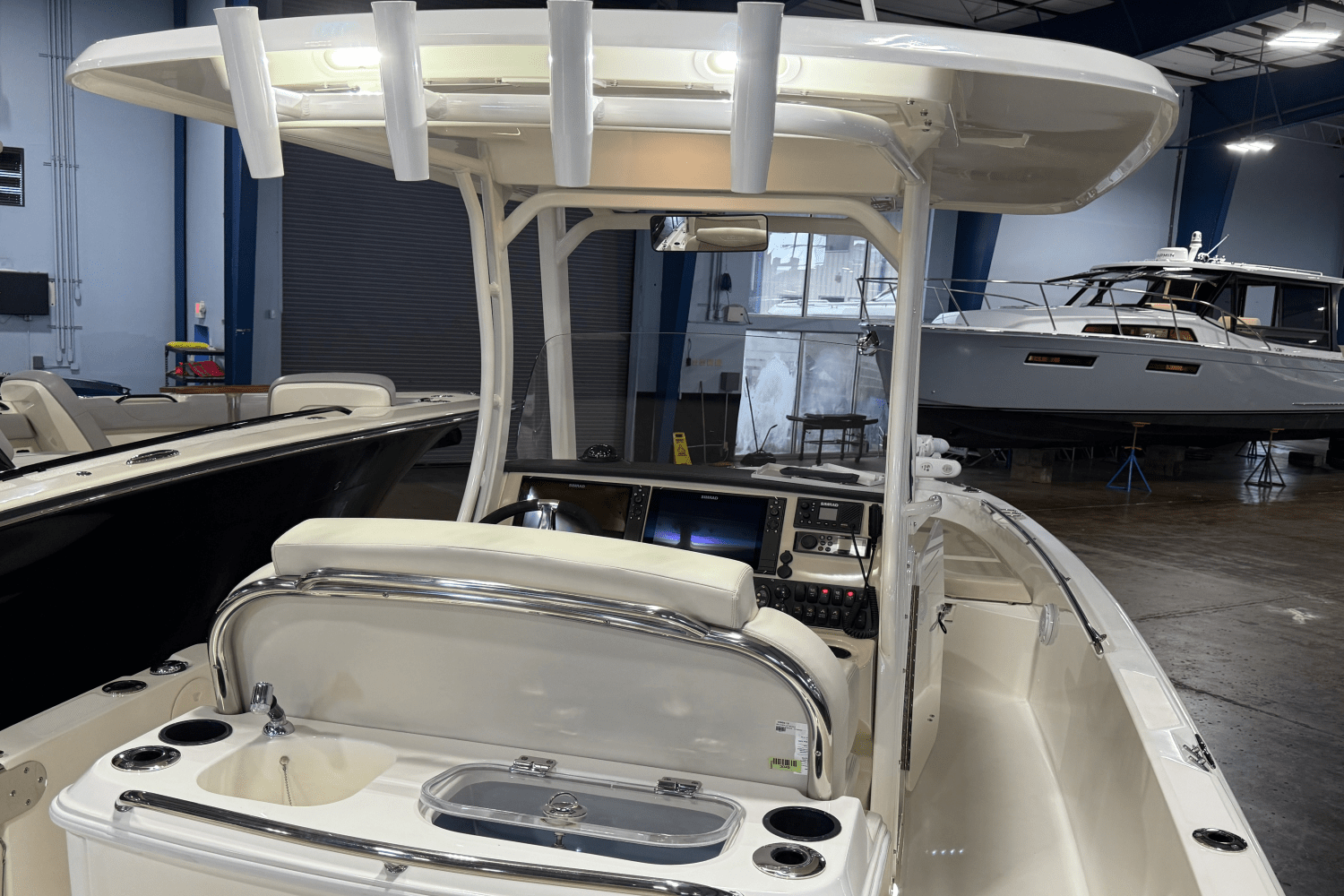 2019 Boston Whaler 270 Dauntless Image Thumbnail #6