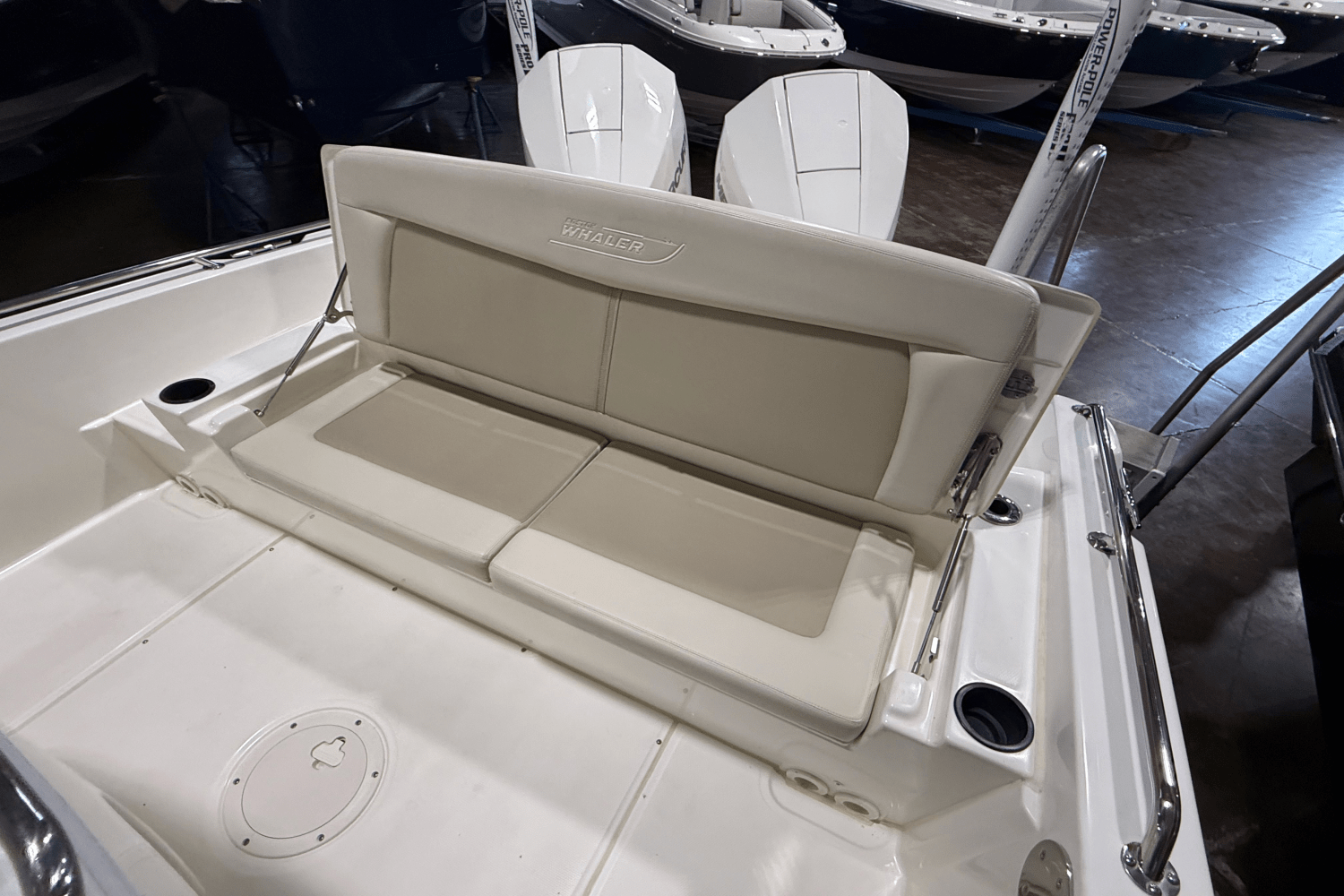 2019 Boston Whaler 270 Dauntless Image Thumbnail #19
