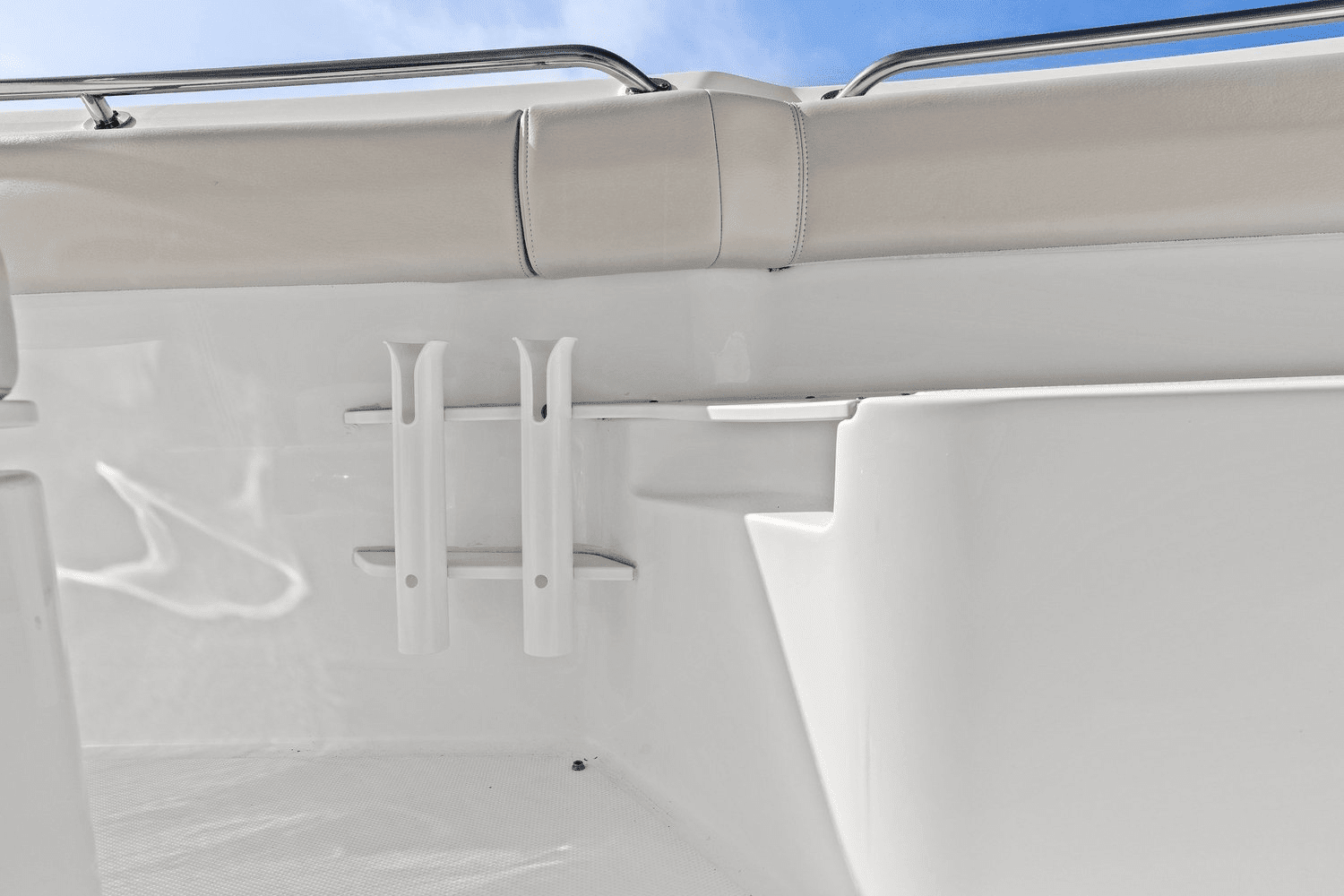 2021 Boston Whaler 230 OUTRAGE Image Thumbnail #24