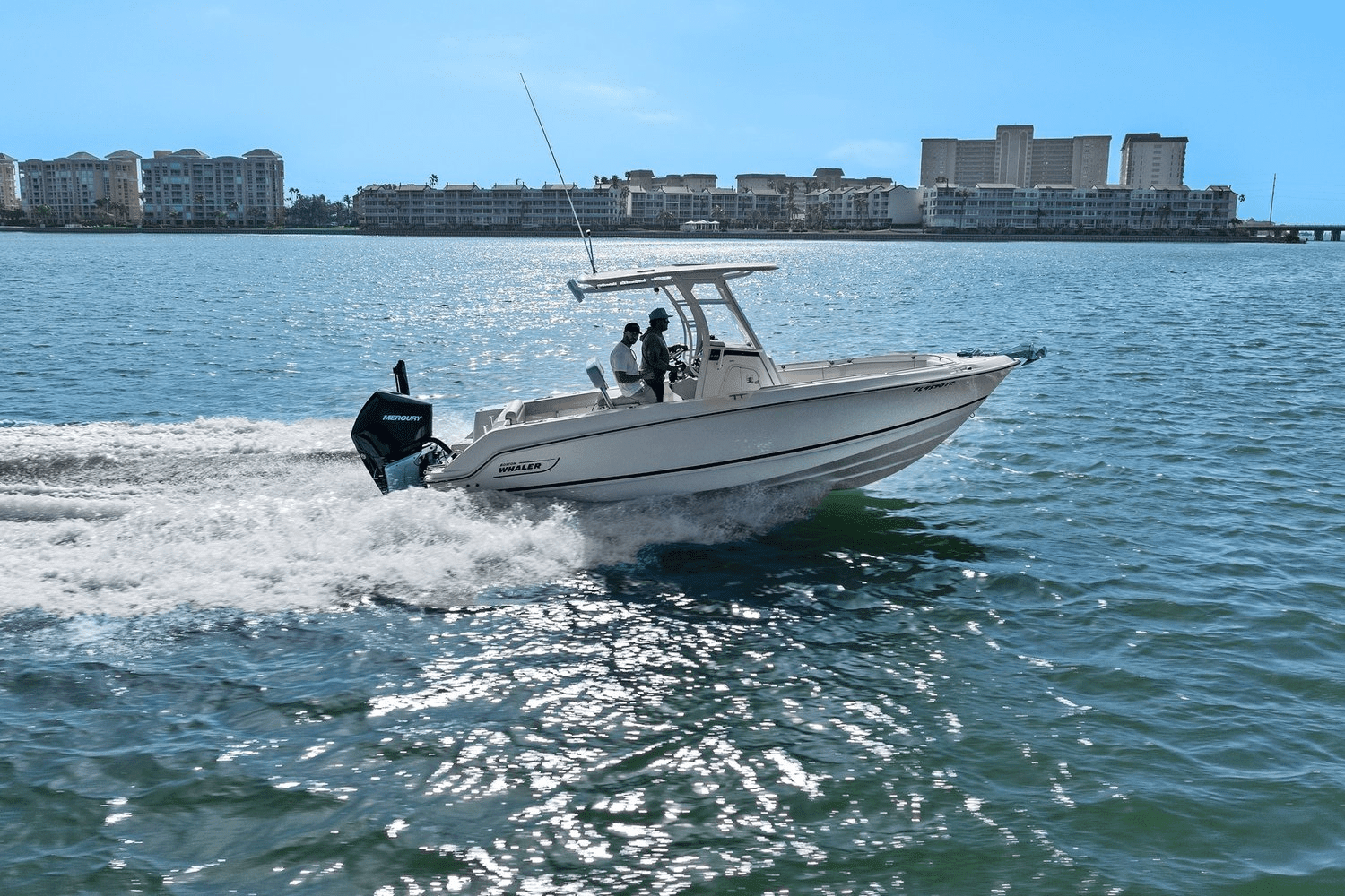 2021 Boston Whaler 230 OUTRAGE Image Thumbnail #4