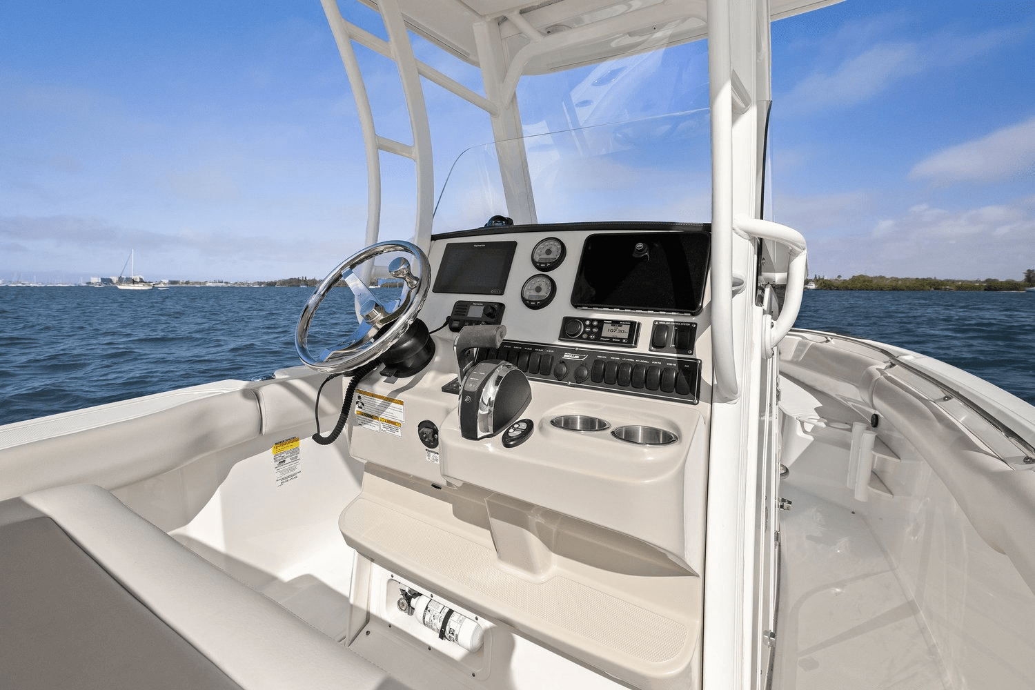 2021 Boston Whaler 230 OUTRAGE Image Thumbnail #20