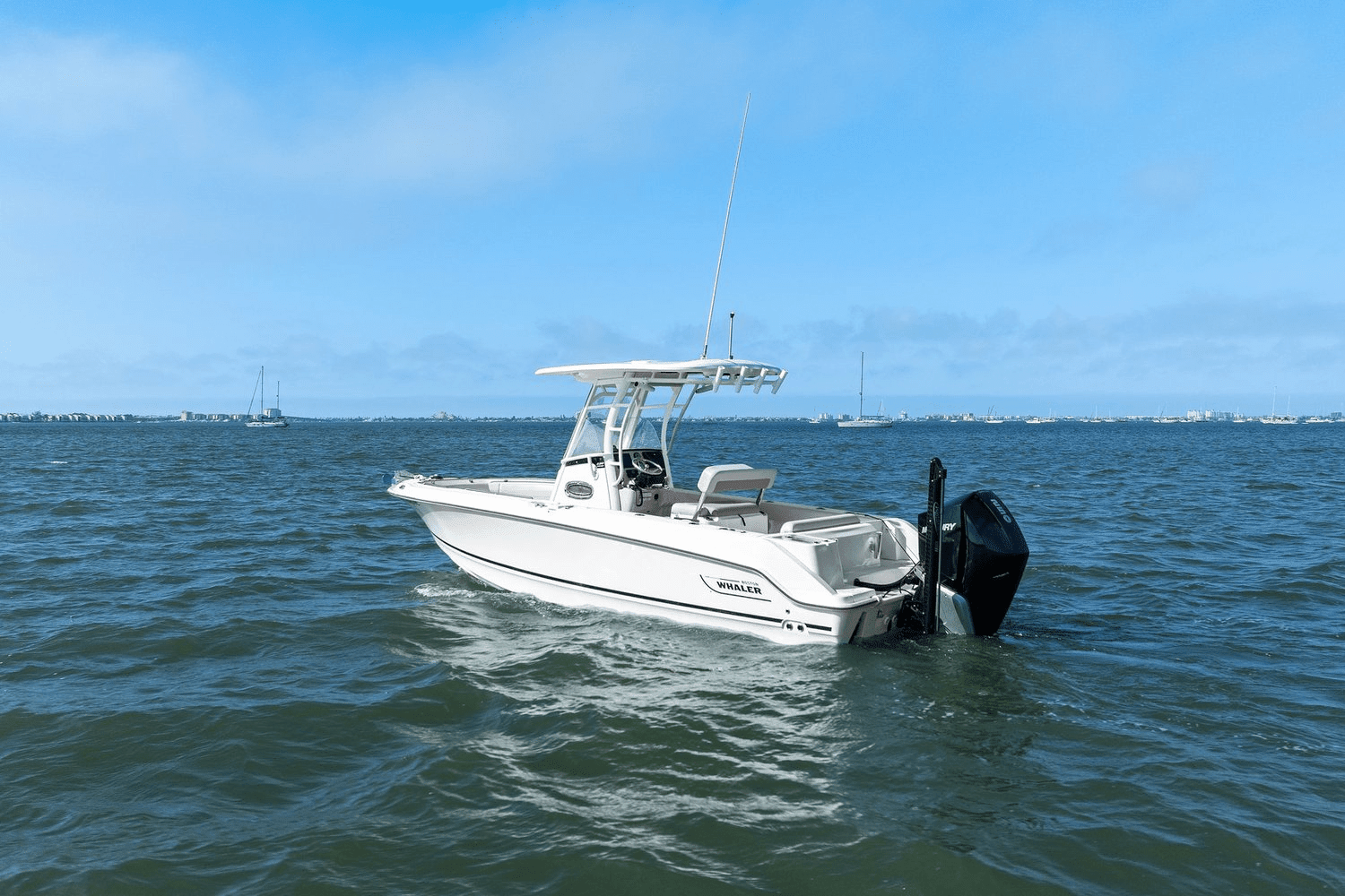 2021 Boston Whaler 230 OUTRAGE Image Thumbnail #7