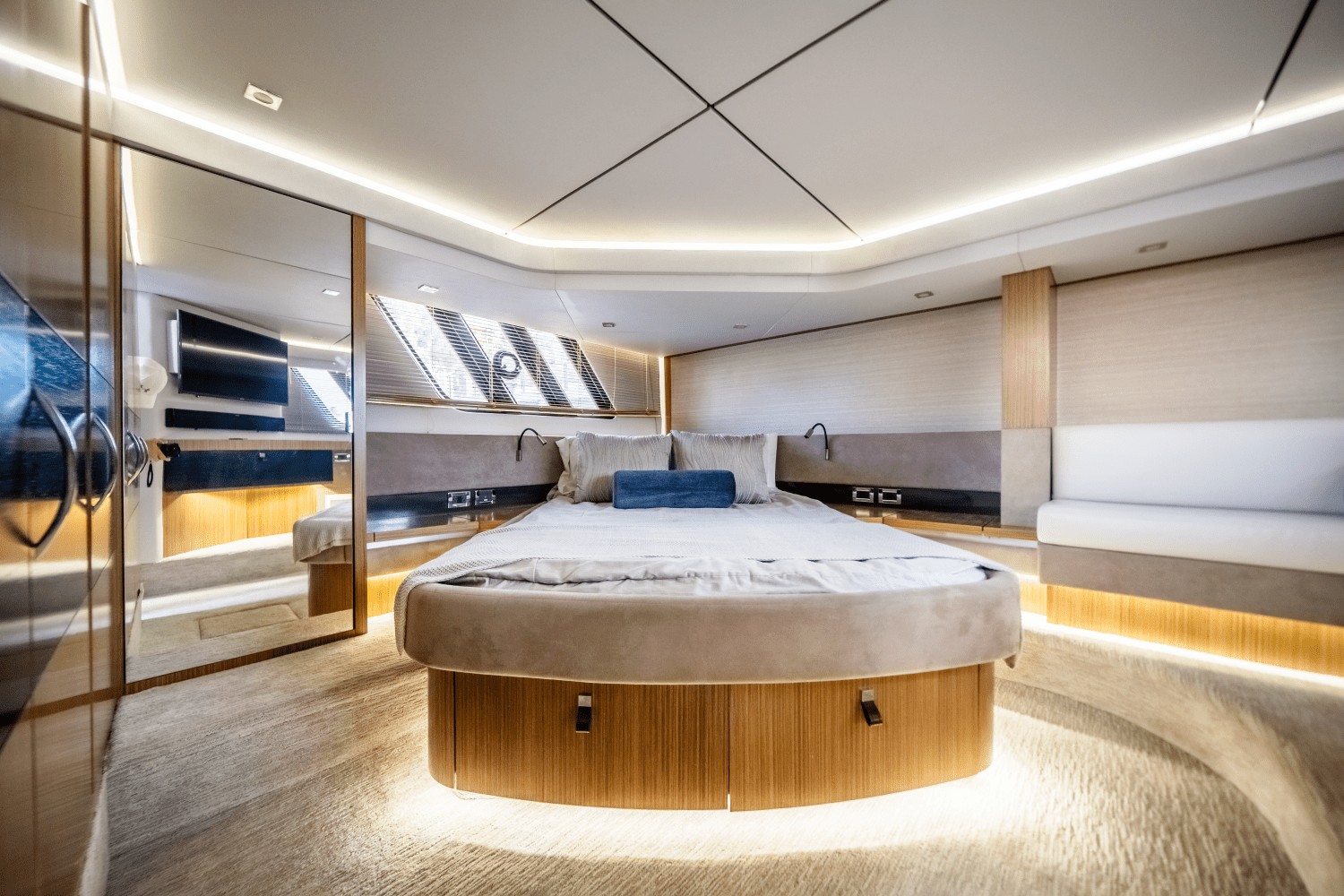 2018 Sea Ray 59 FLY Image Thumbnail #23