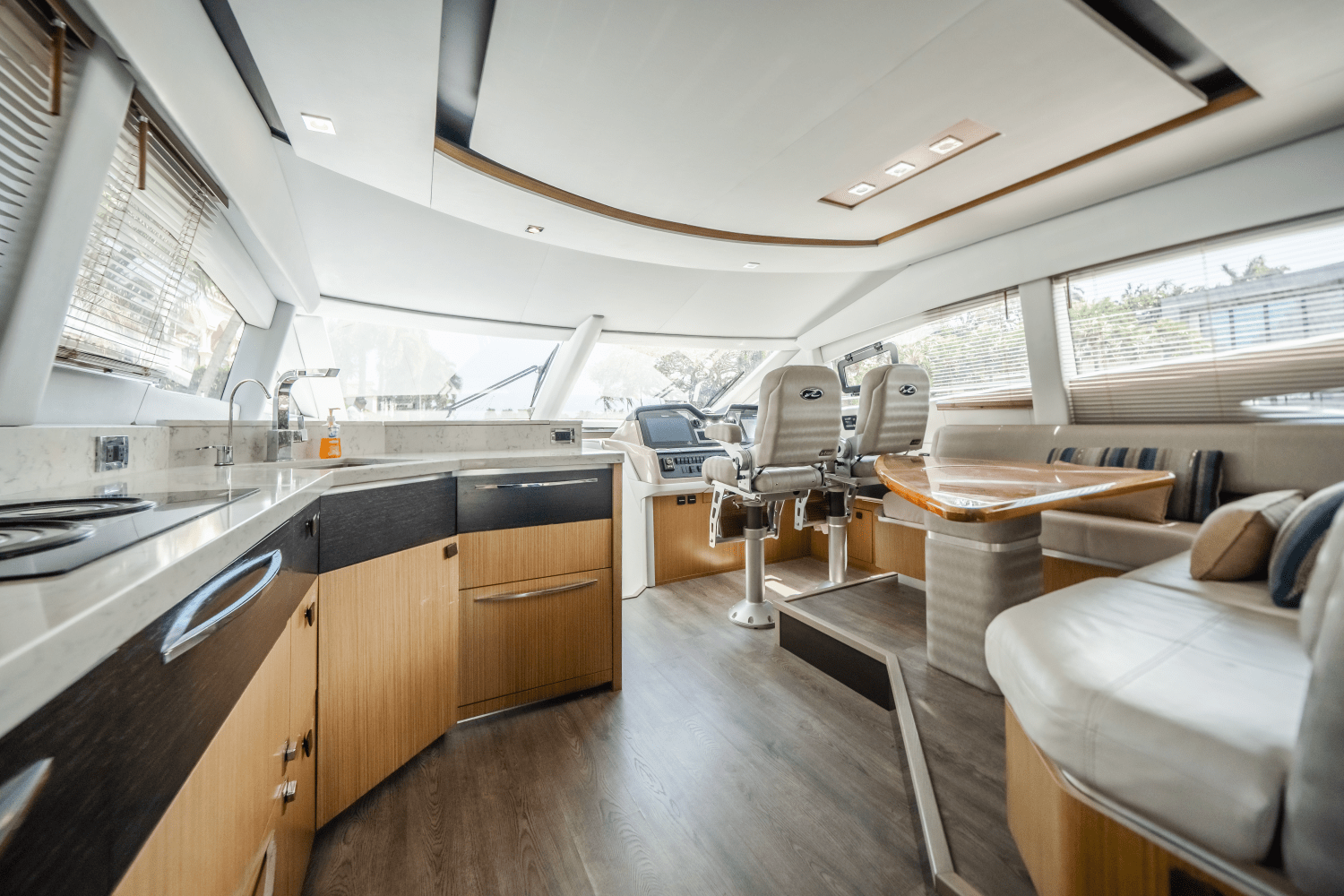 2018 Sea Ray 59 FLY Image Thumbnail #15