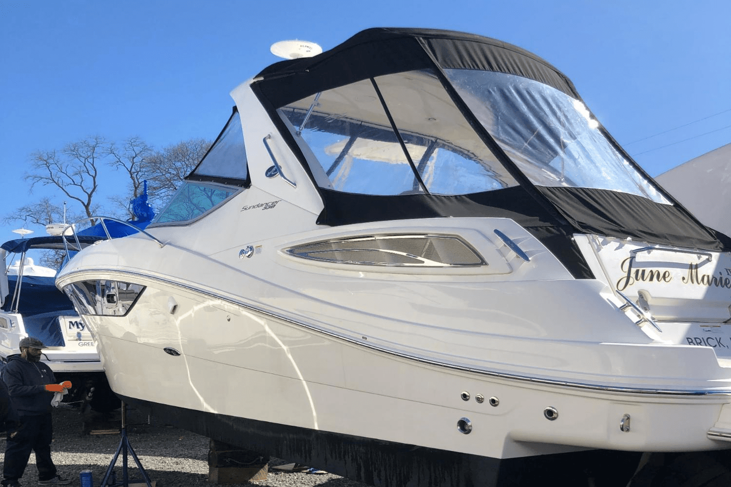 2016 Sea Ray 330 SUNDANCER Image Thumbnail #1