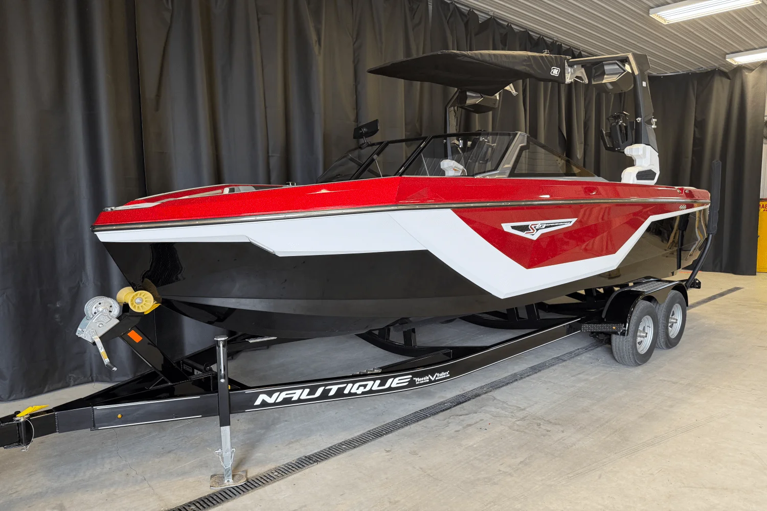 2025 Nautique Super Air Nautique S23 Image Thumbnail #3