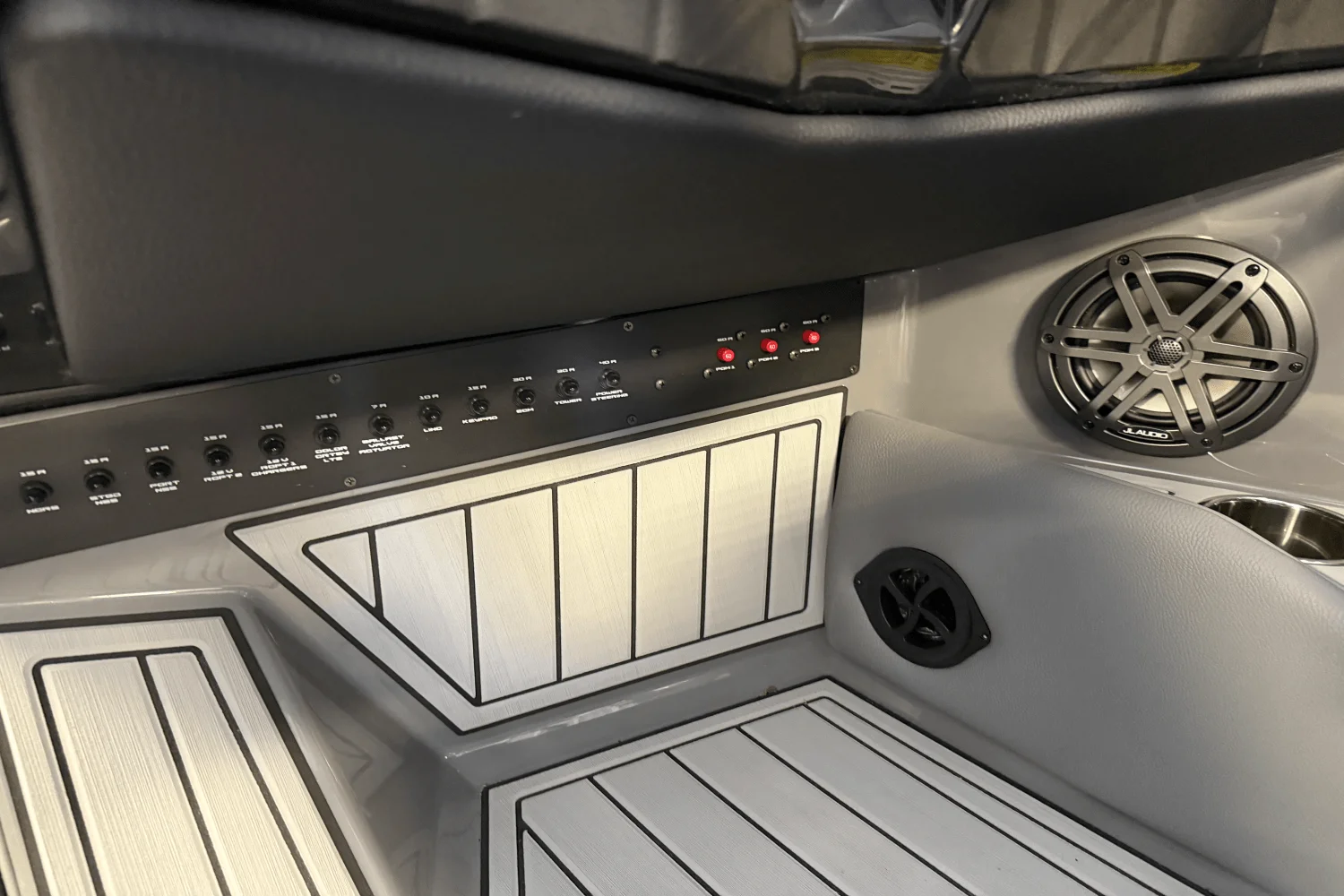 2025 Nautique Super Air Nautique S23 Image Thumbnail #58