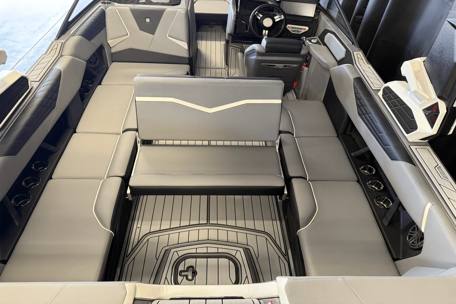 2025 Nautique Super Air Nautique S23 Image Thumbnail #40