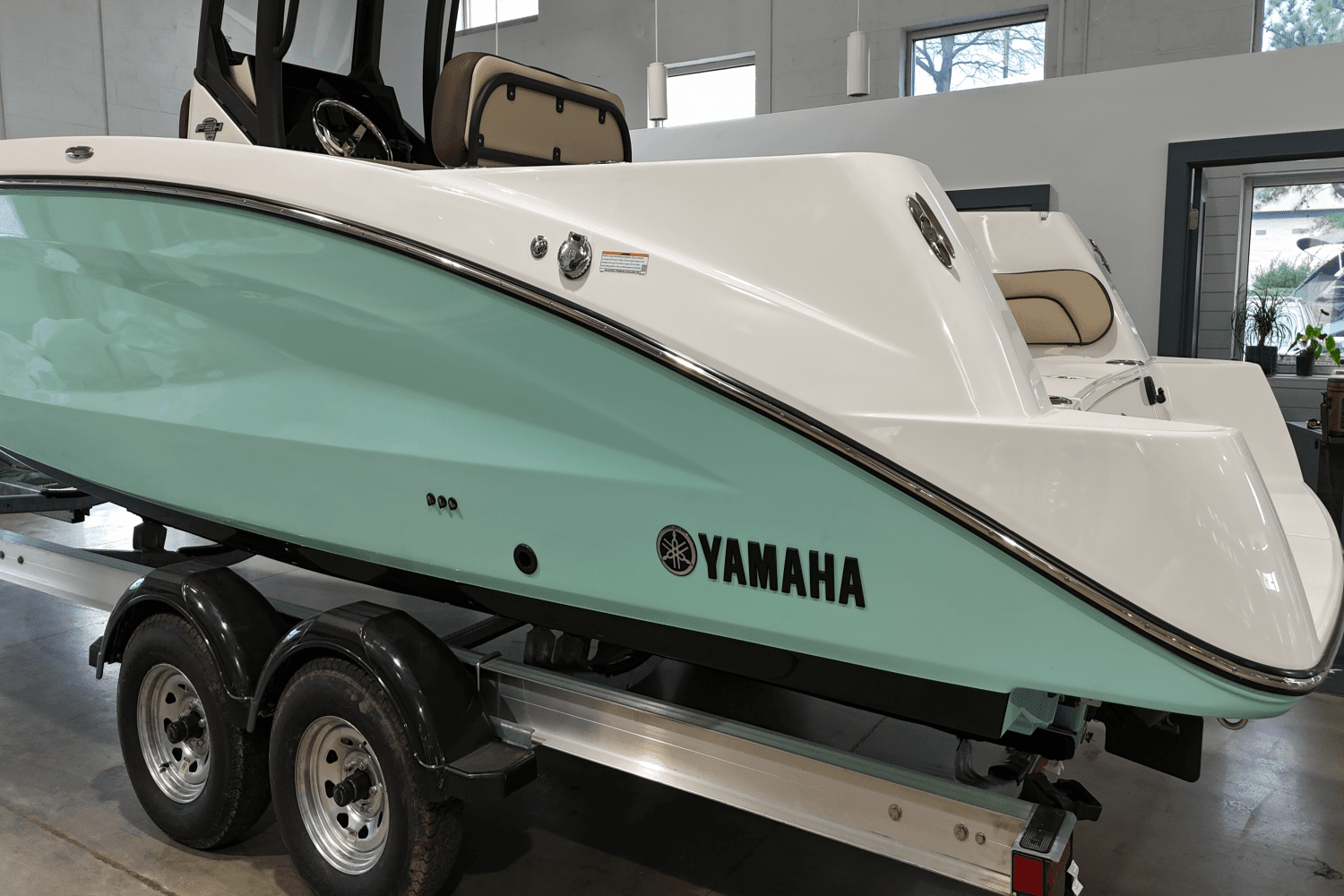 2025 Yamaha 255 FSH Sport E Image Thumbnail #3