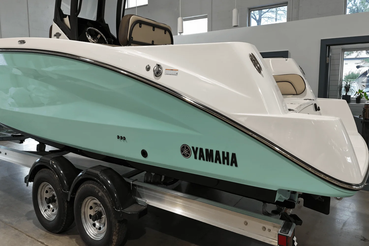 2025 Yamaha 255 FSH Sport E Image Thumbnail #3