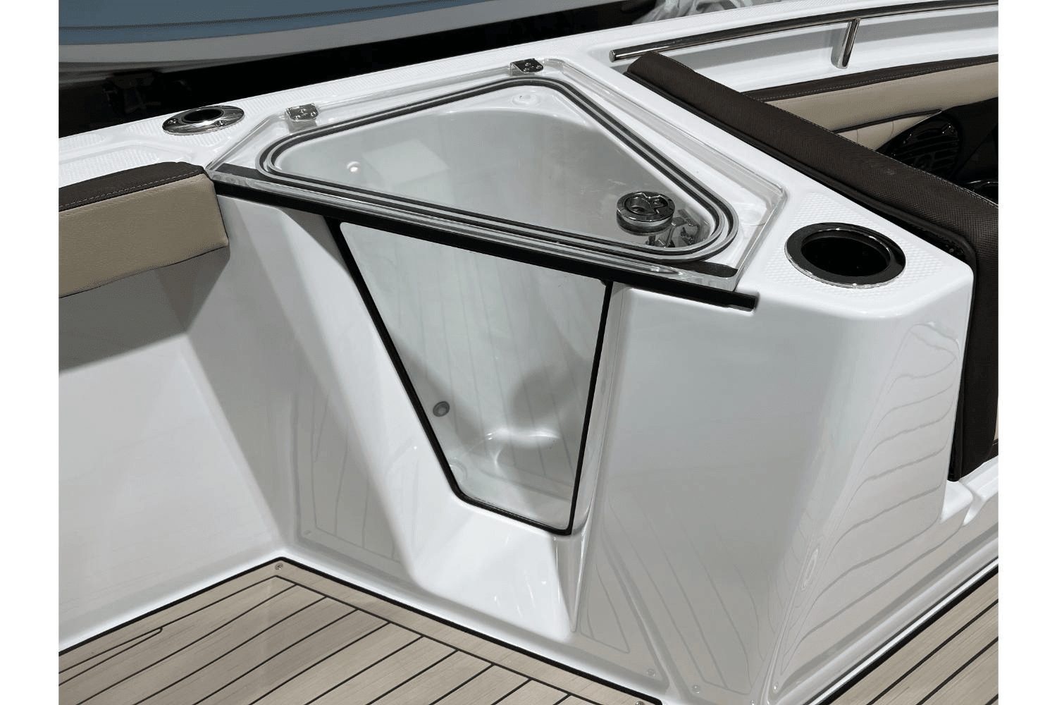 2025 Yamaha 255 FSH Sport E Image Thumbnail #17