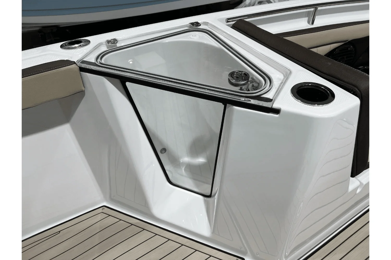 2025 Yamaha 255 FSH Sport E Image Thumbnail #17