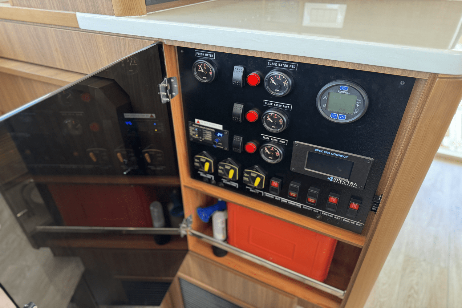 2021 Aquila 44 Image Thumbnail #38