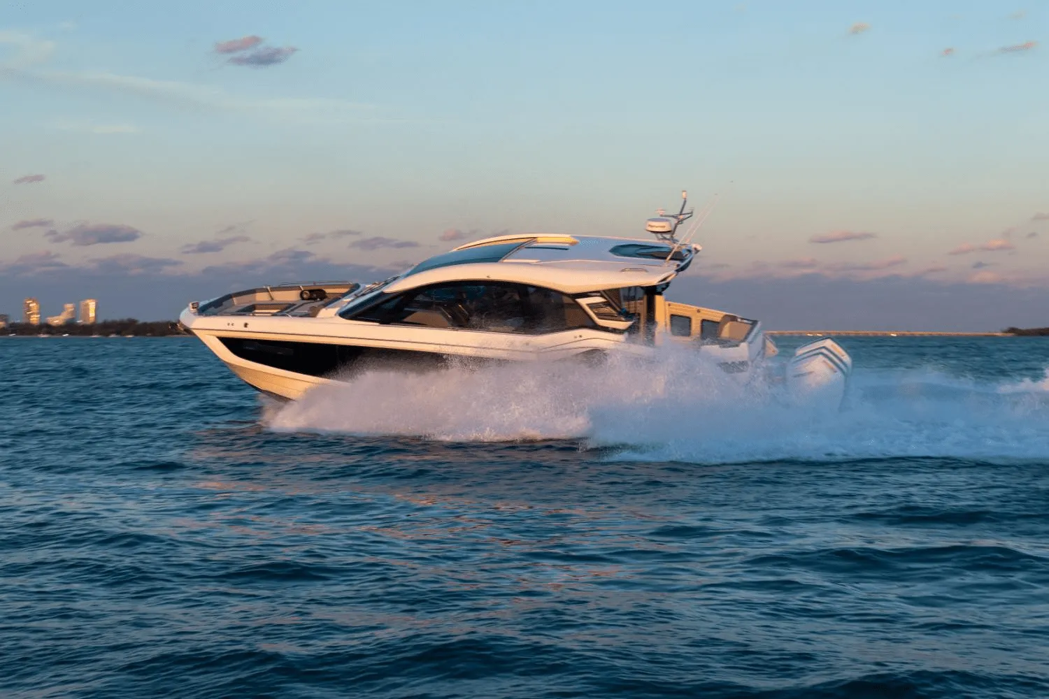 2025 Galeon 435 GTO Image Thumbnail #3