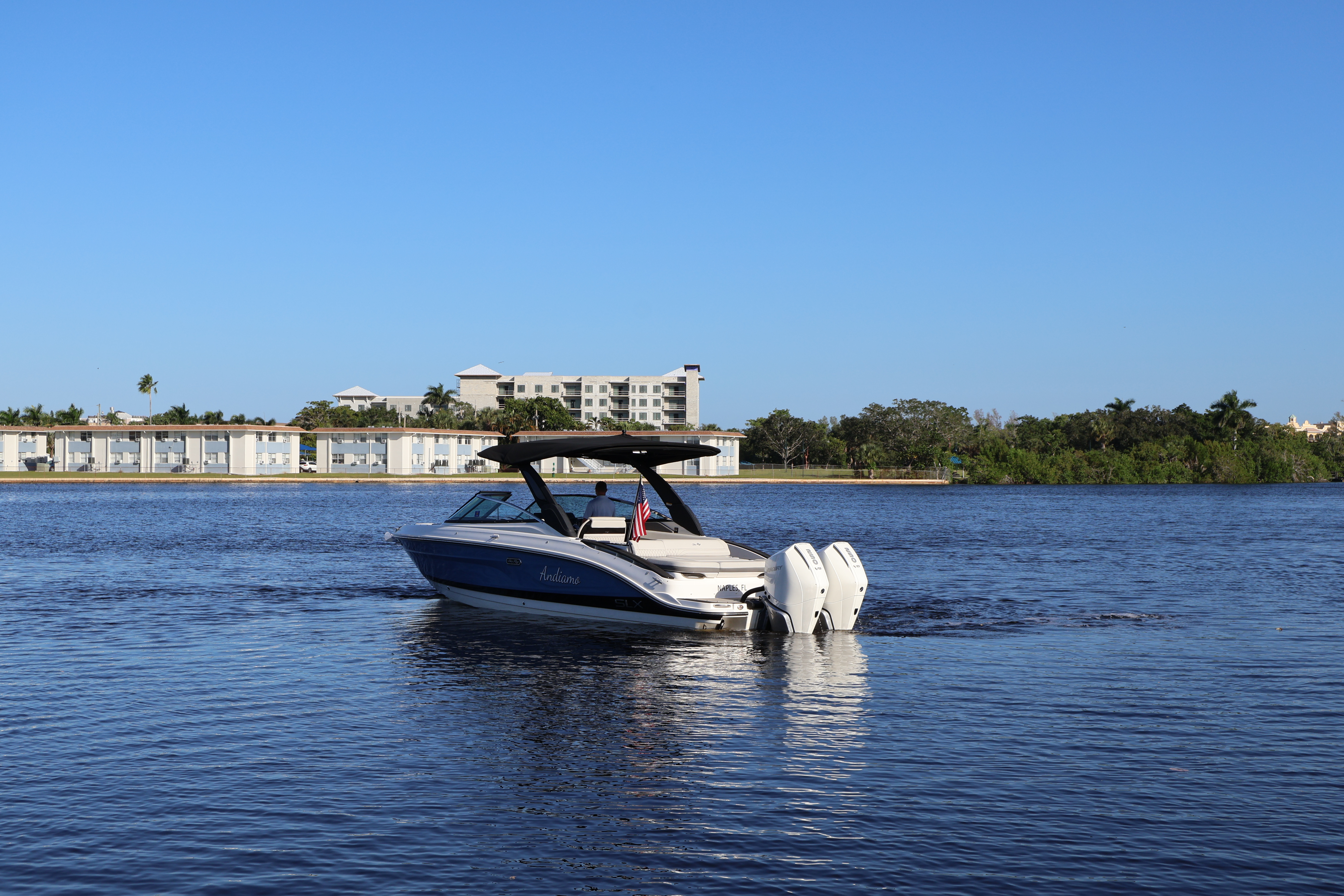 2024 Sea Ray 280 SLX OUTBOARD Image Thumbnail #14