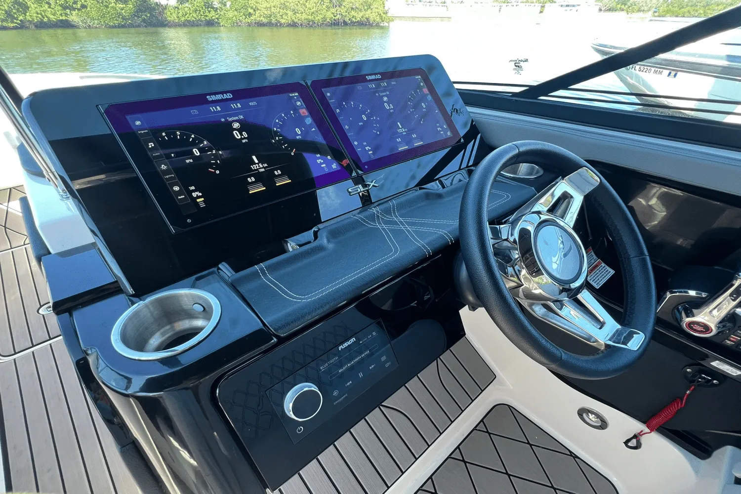 2024 Sea Ray 280 SLX OUTBOARD Image Thumbnail #10