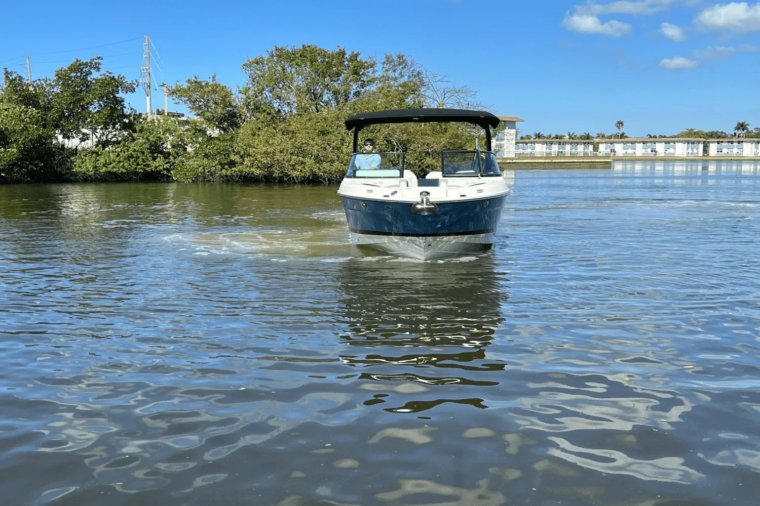 2024 Sea Ray 280 SLX OUTBOARD Image Thumbnail #6