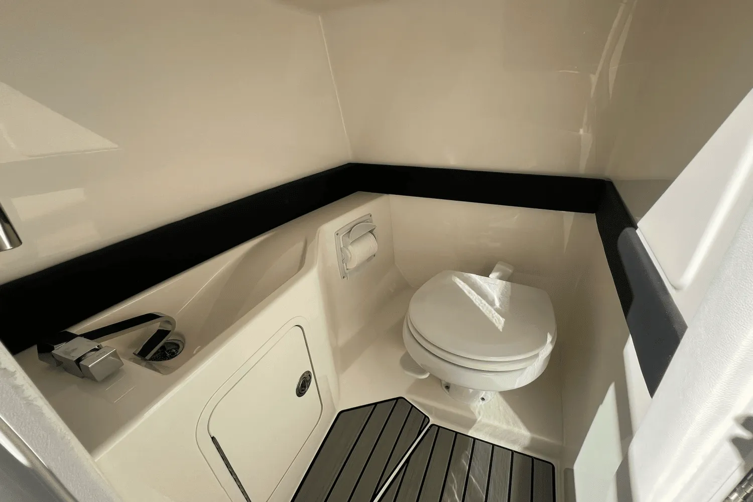 2024 Sea Ray 280 SLX OUTBOARD Image Thumbnail #25