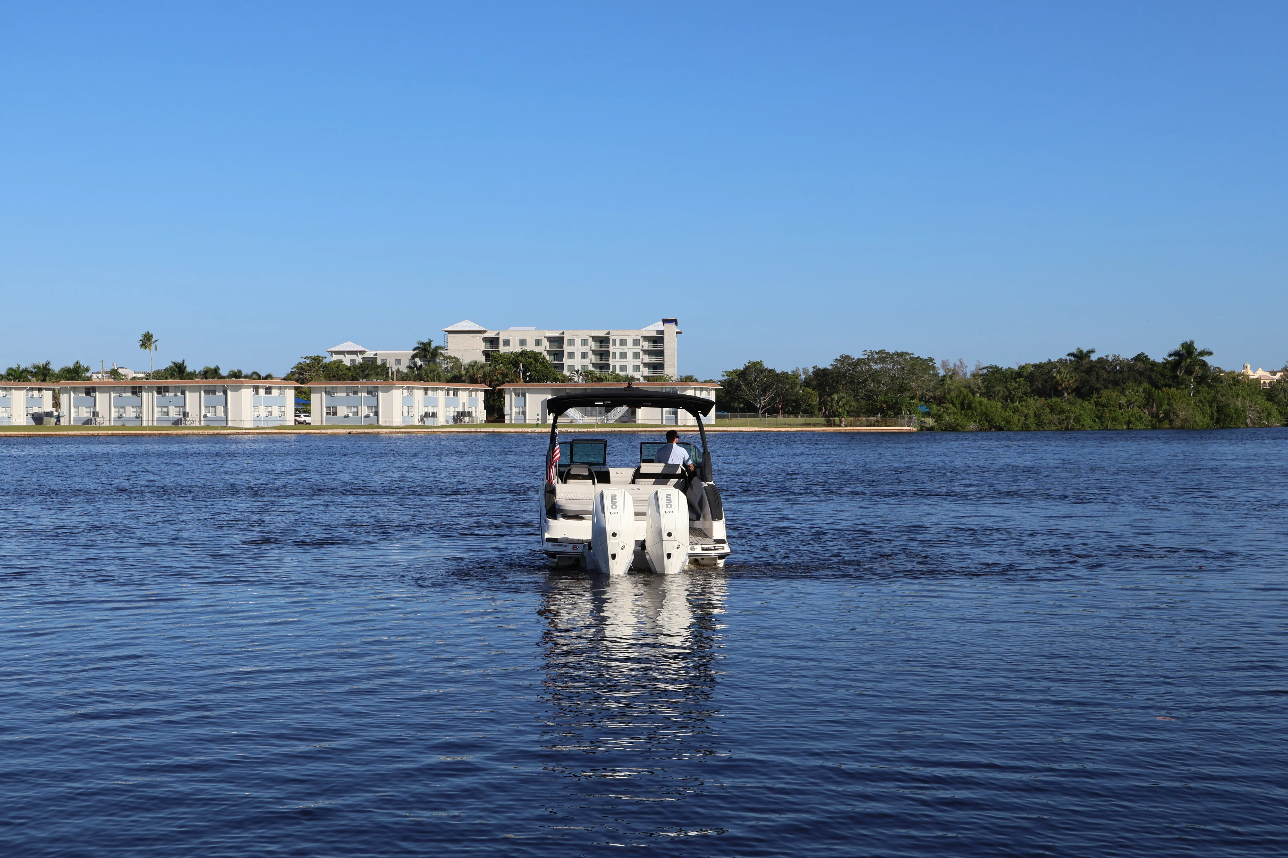 2024 Sea Ray 280 SLX OUTBOARD Image Thumbnail #17