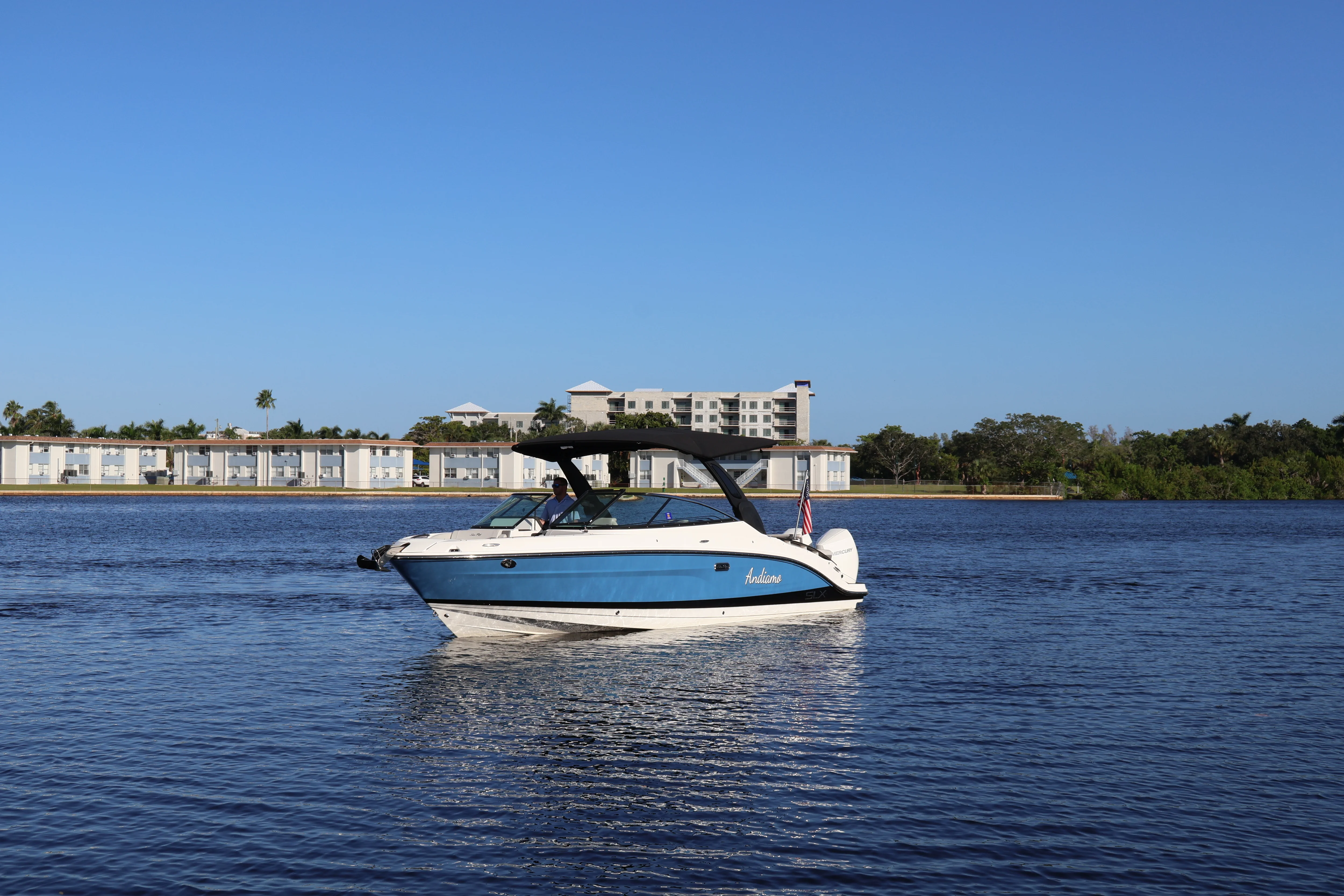 2024 Sea Ray 280 SLX OUTBOARD Image Thumbnail #10