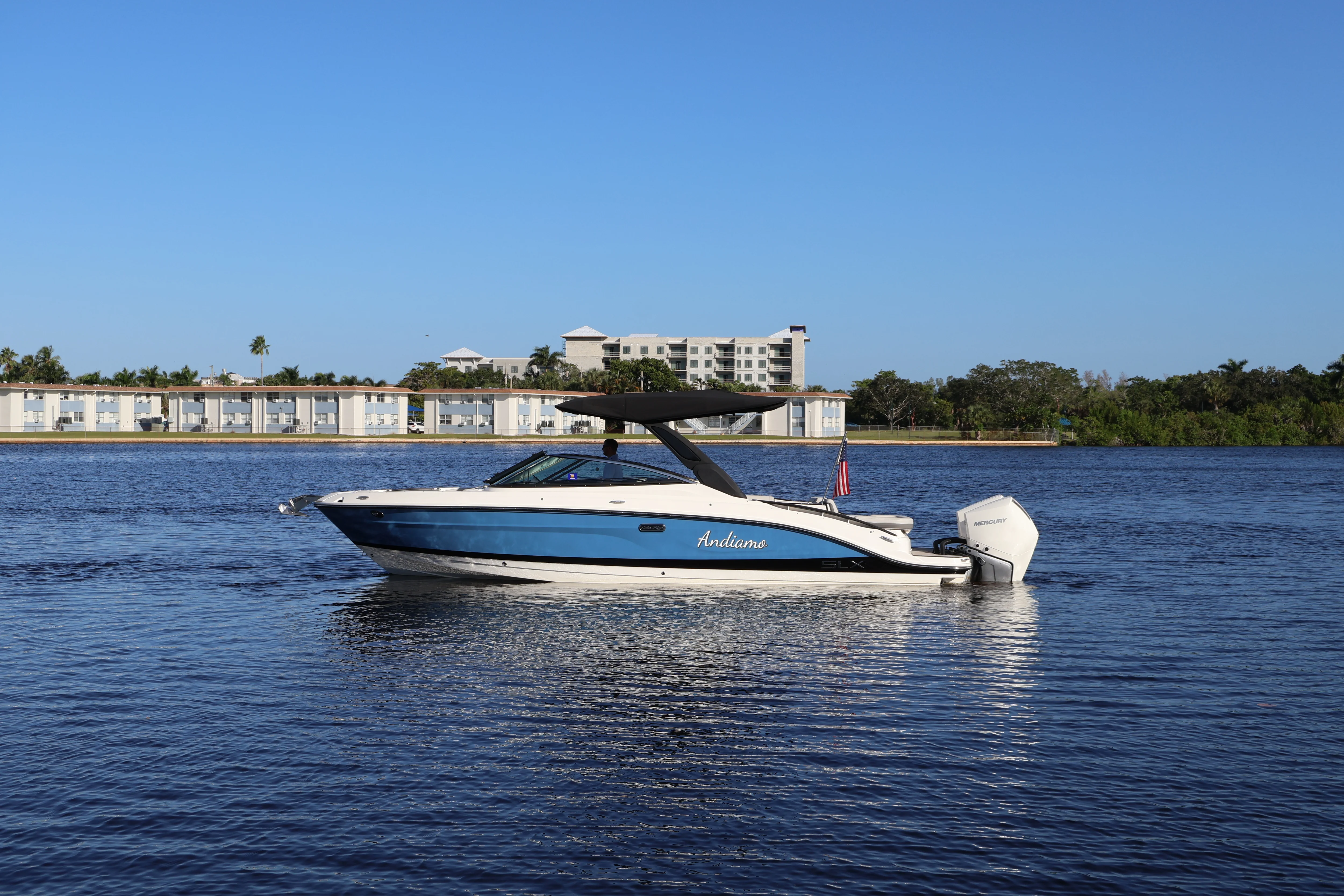 2024 Sea Ray 280 SLX OUTBOARD Image Thumbnail #12