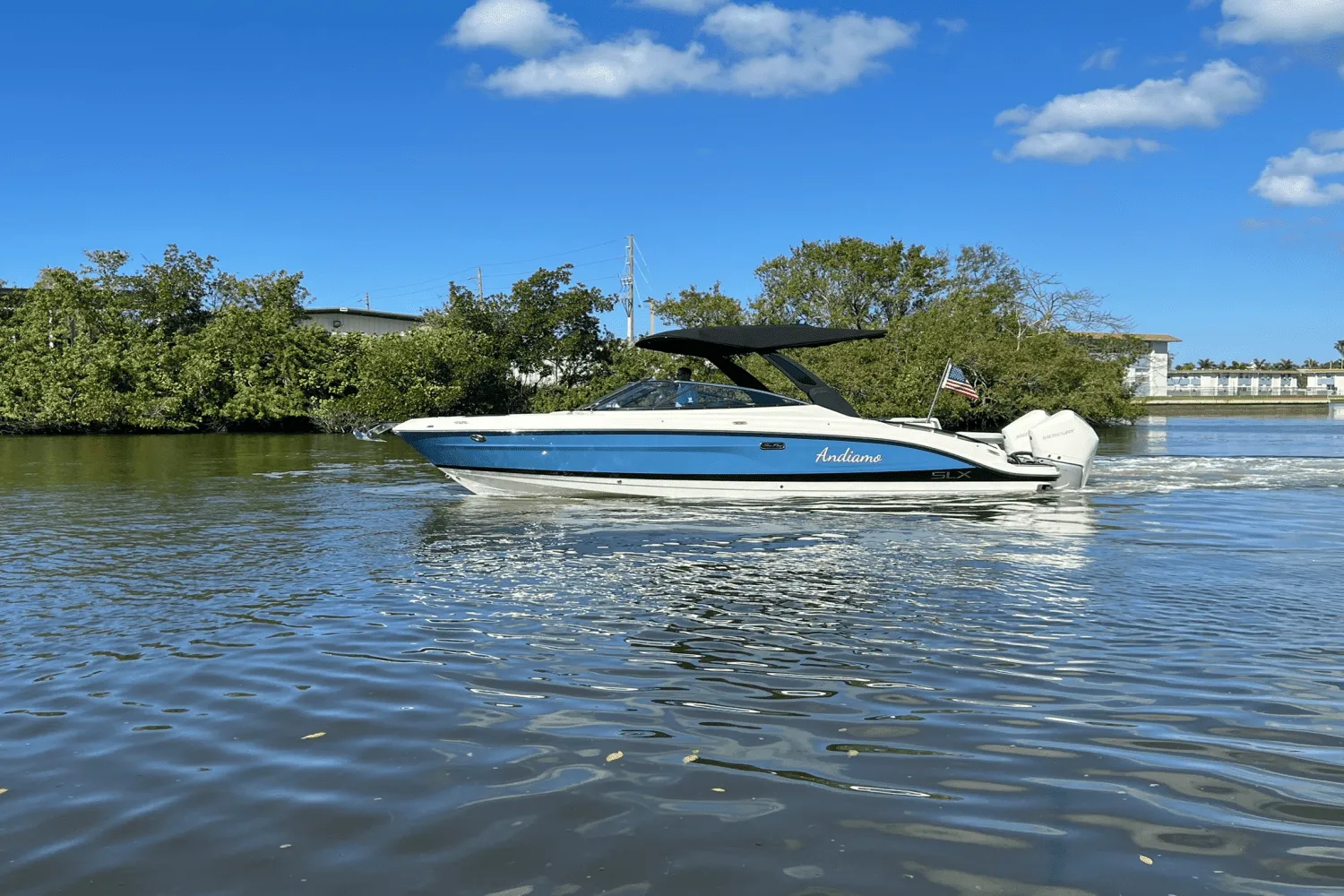 2024 Sea Ray 280 SLX OUTBOARD Image Thumbnail #1