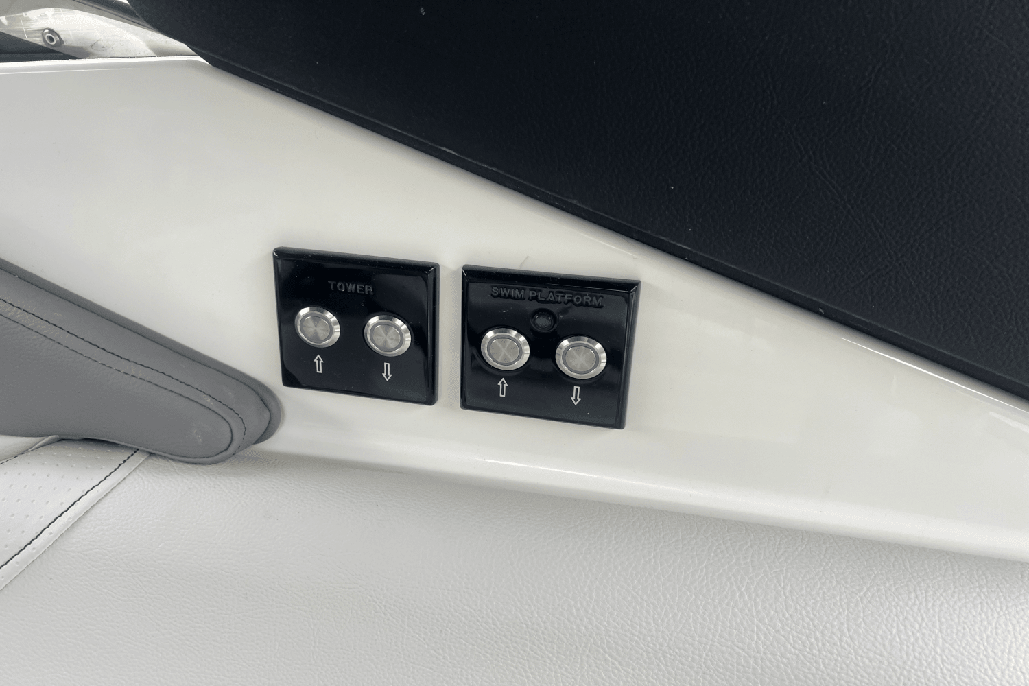 2025 Sea Ray SLX 280 Image Thumbnail #53