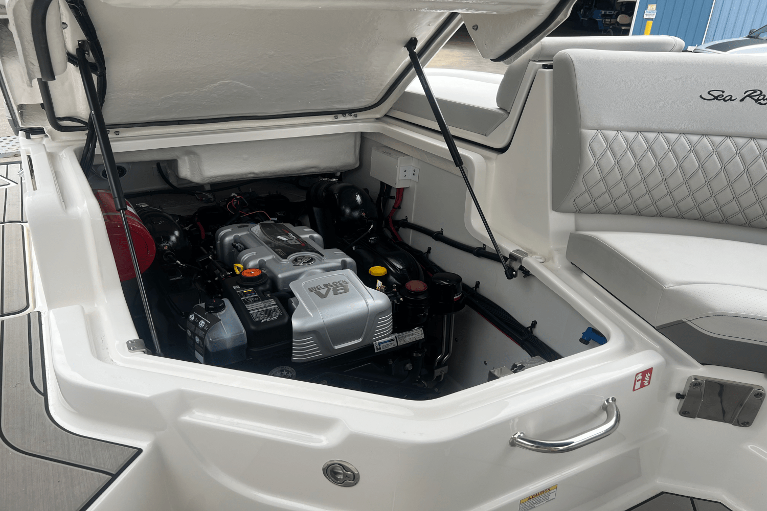 2025 Sea Ray SLX 280 Image Thumbnail #47