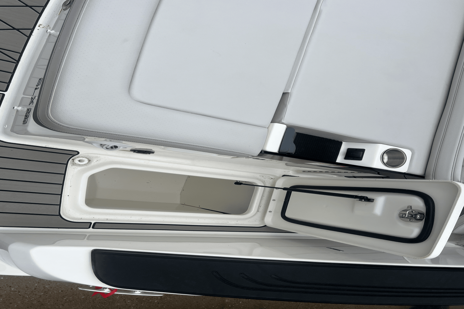 2025 Sea Ray SLX 280 Image Thumbnail #61