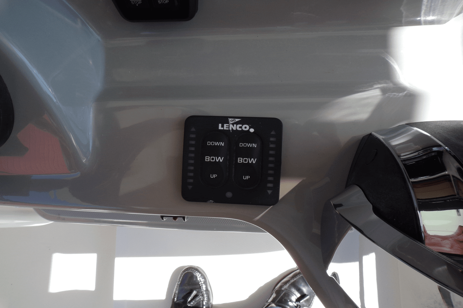 2017 Boston Whaler 330 OUTRAGE Image Thumbnail #20