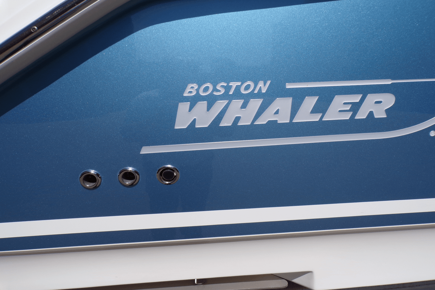 2017 Boston Whaler 330 OUTRAGE Image Thumbnail #10