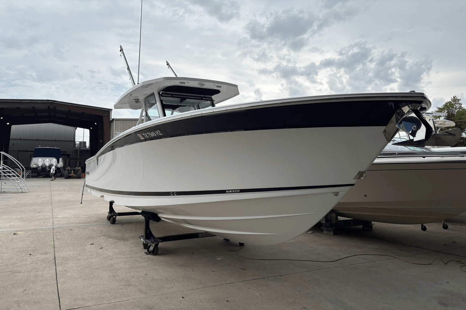 2020 Blackfin 332 CC Image Thumbnail #1