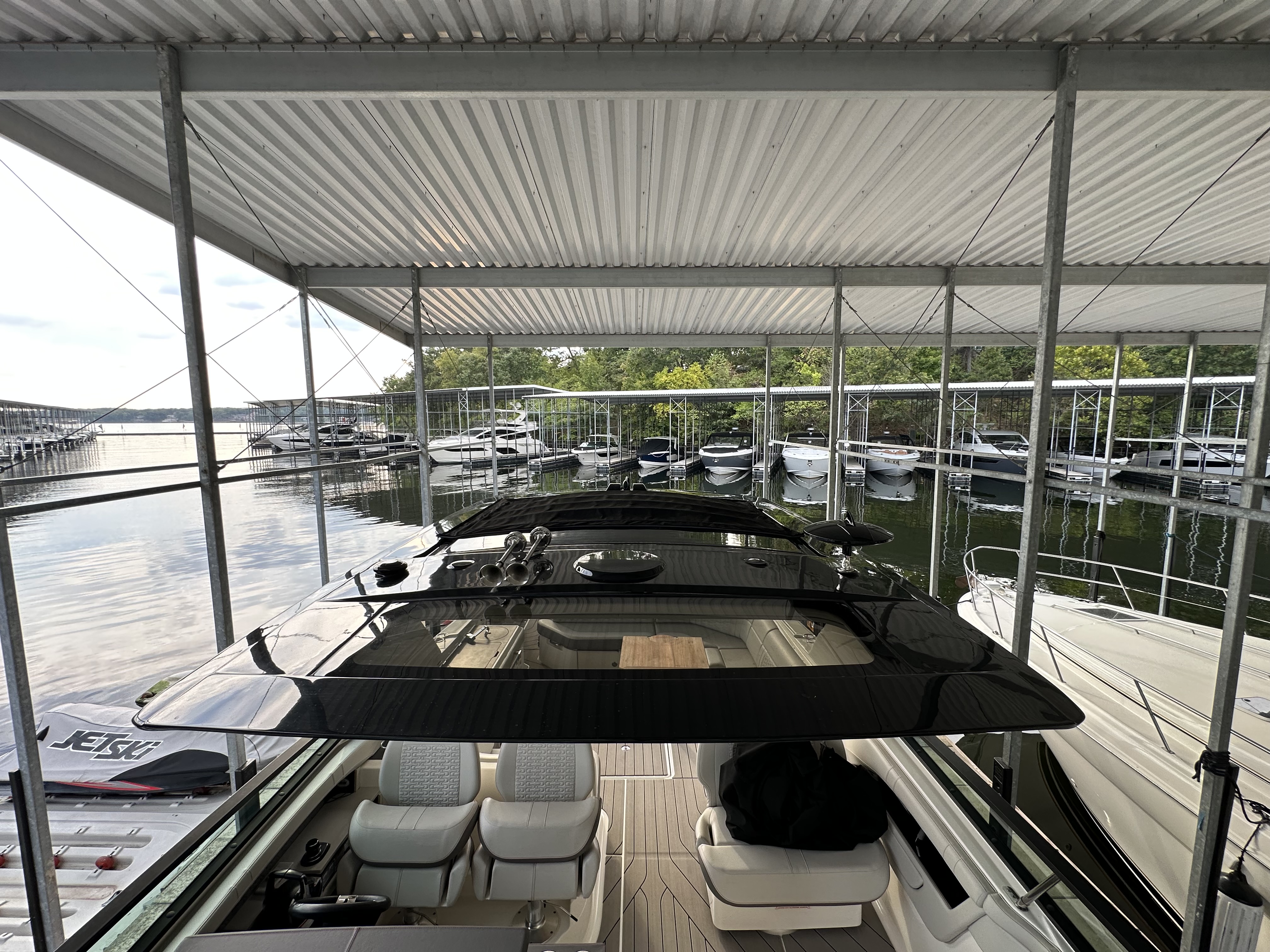 2022 Sea Ray 400 SLX Image Thumbnail #4