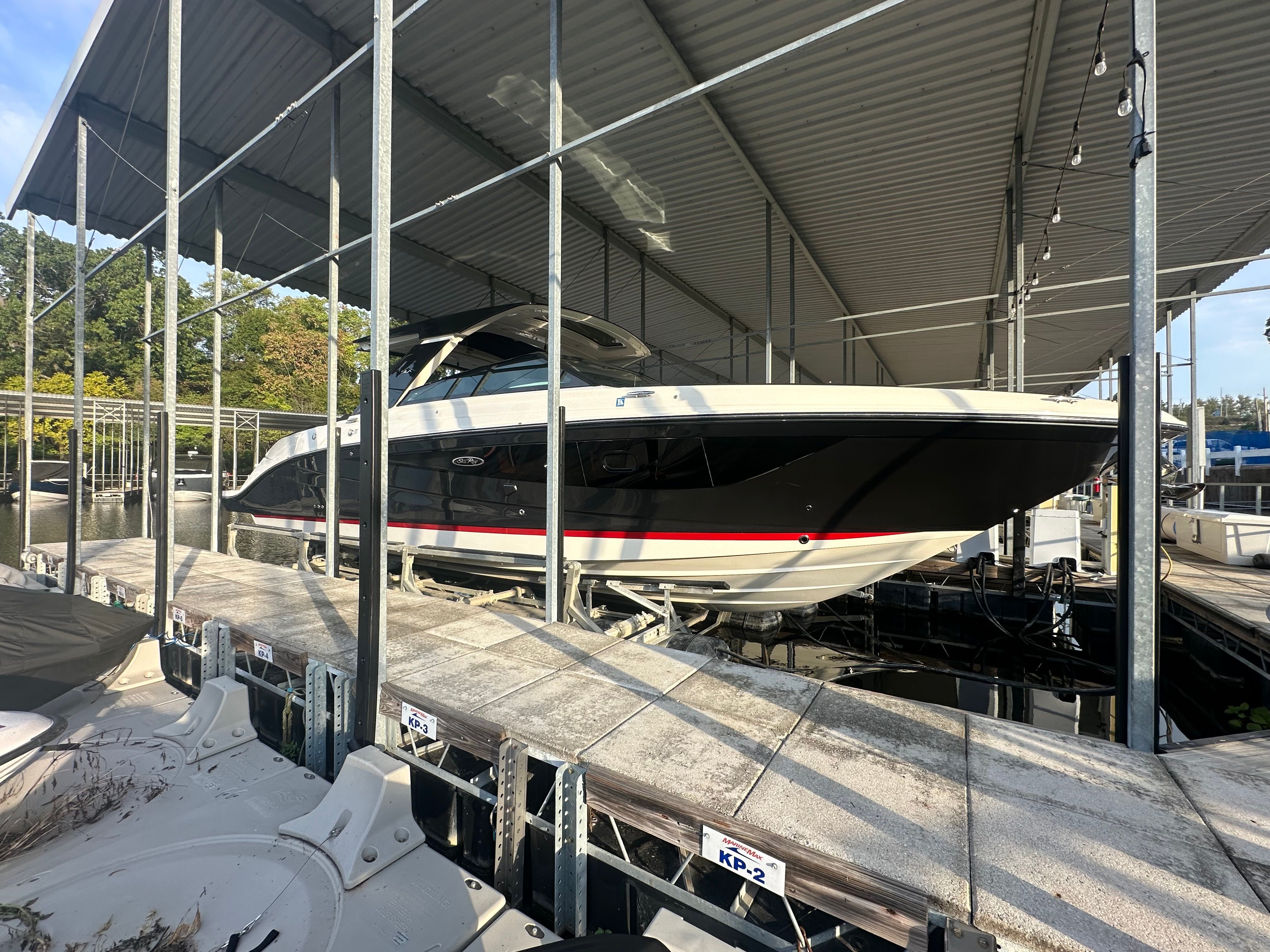 2022 Sea Ray 400 SLX Image Thumbnail #0