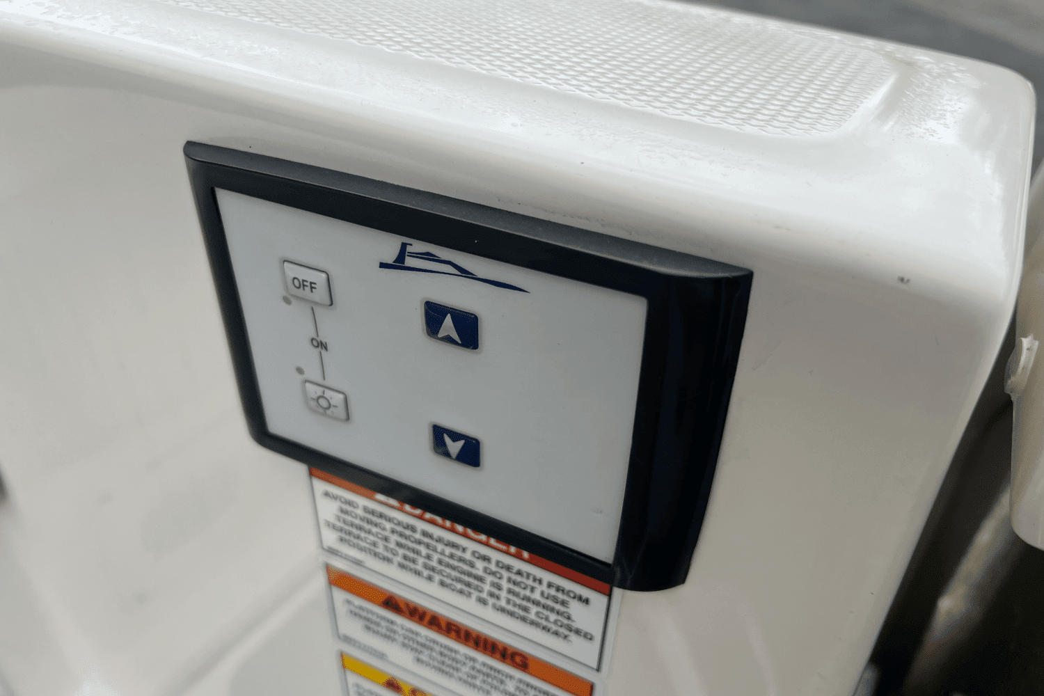 2022 Sea Ray 400 SLX Image Thumbnail #14