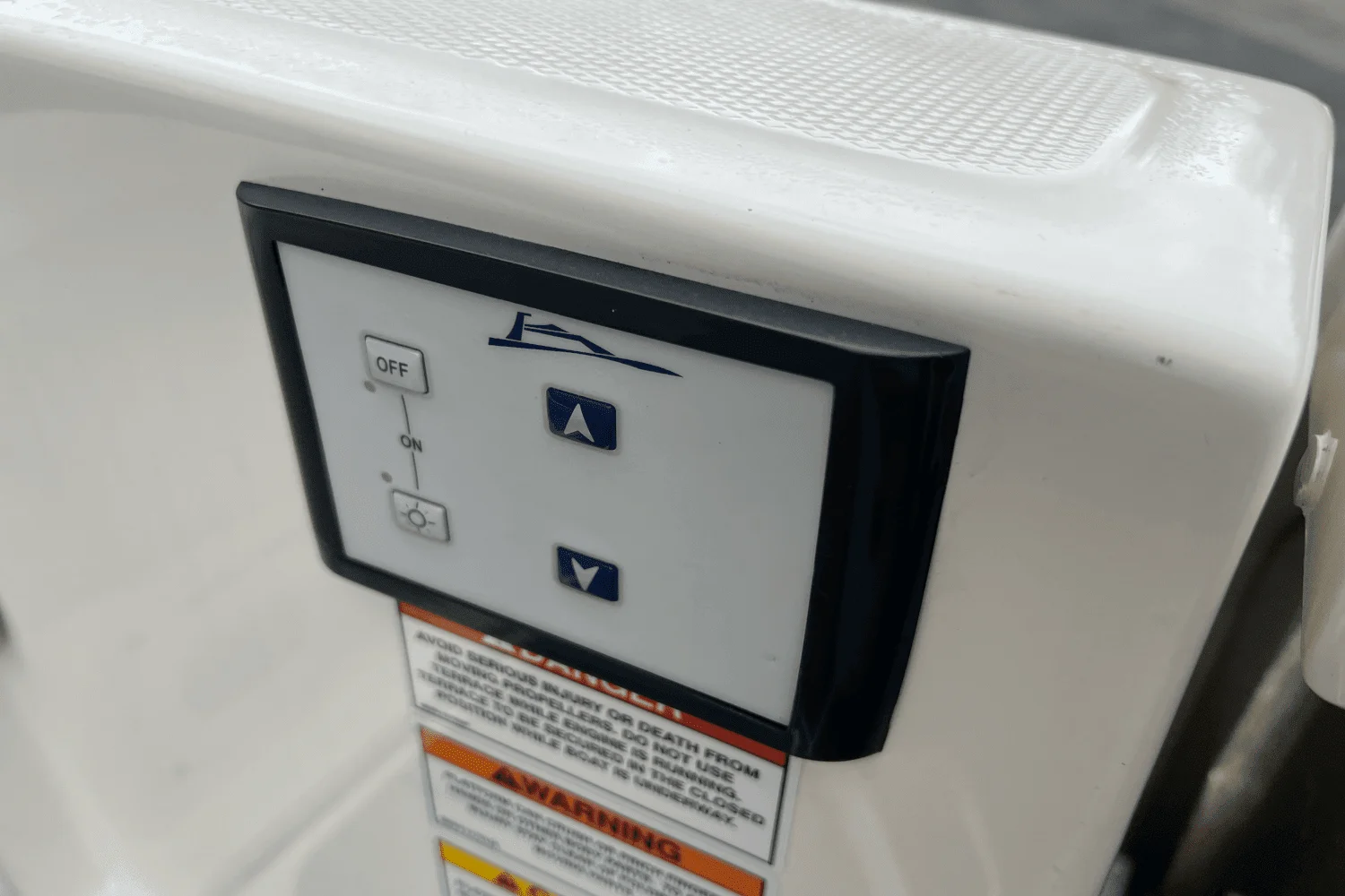 2022 Sea Ray 400 SLX Image Thumbnail #14