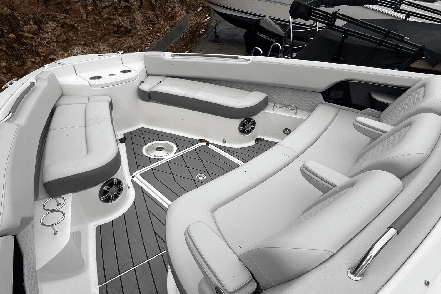 2022 Sea Ray 400 SLX Image Thumbnail #21