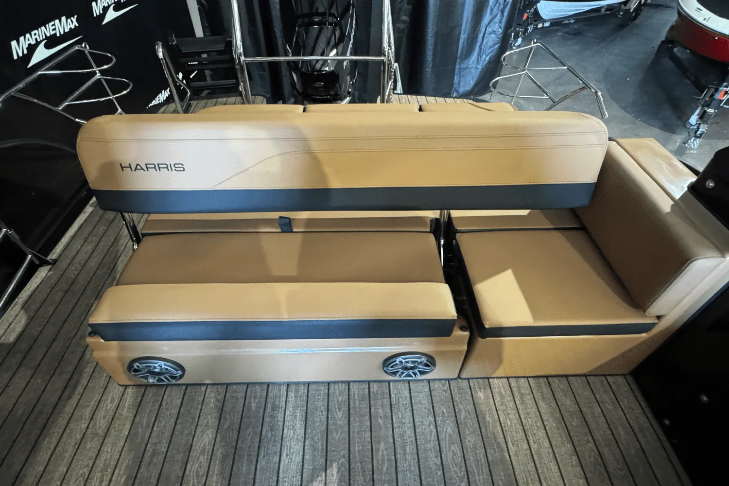 2025 Harris Grand Mariner 250 Image Thumbnail #9