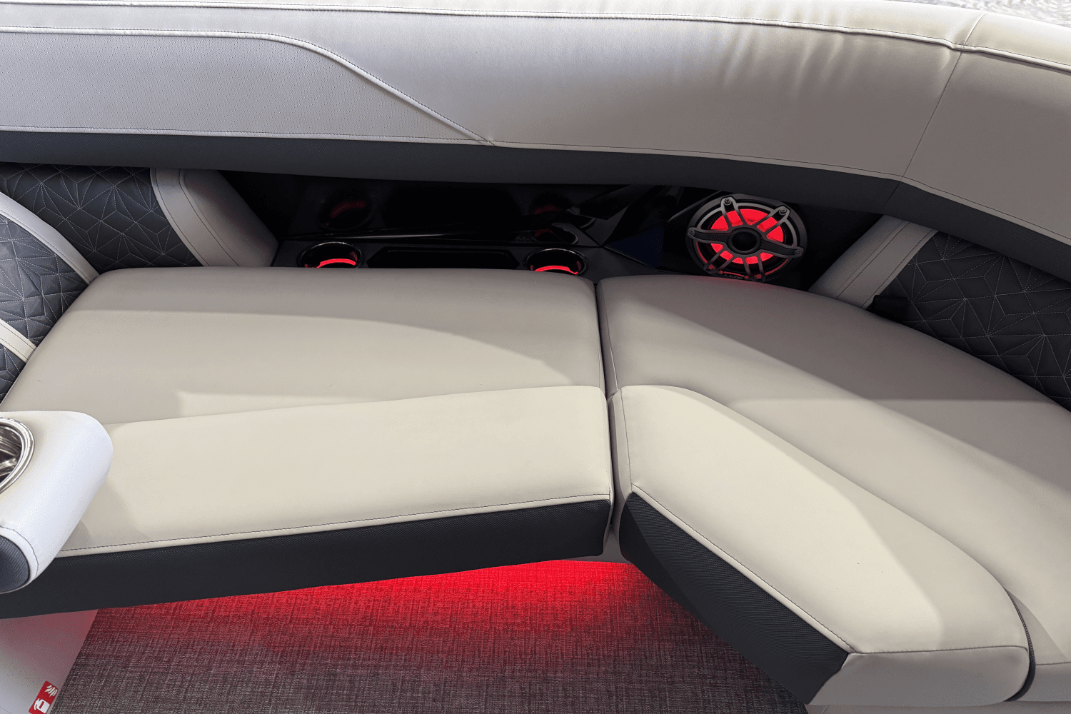 2025 Harris 230 Grand Mariner Image Thumbnail #28