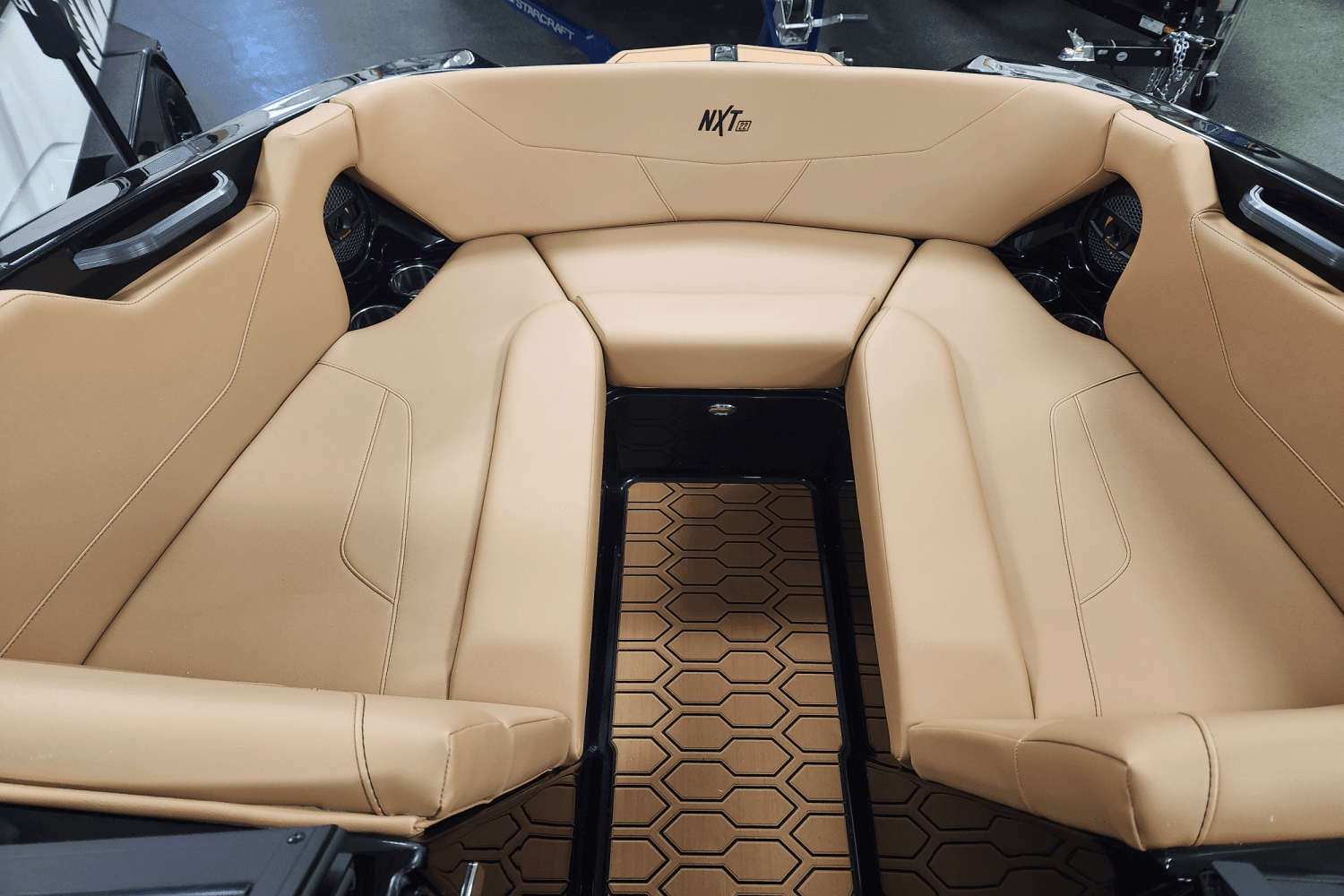 2025 Mastercraft
                                                             NXT22 Image Thumbnail #1