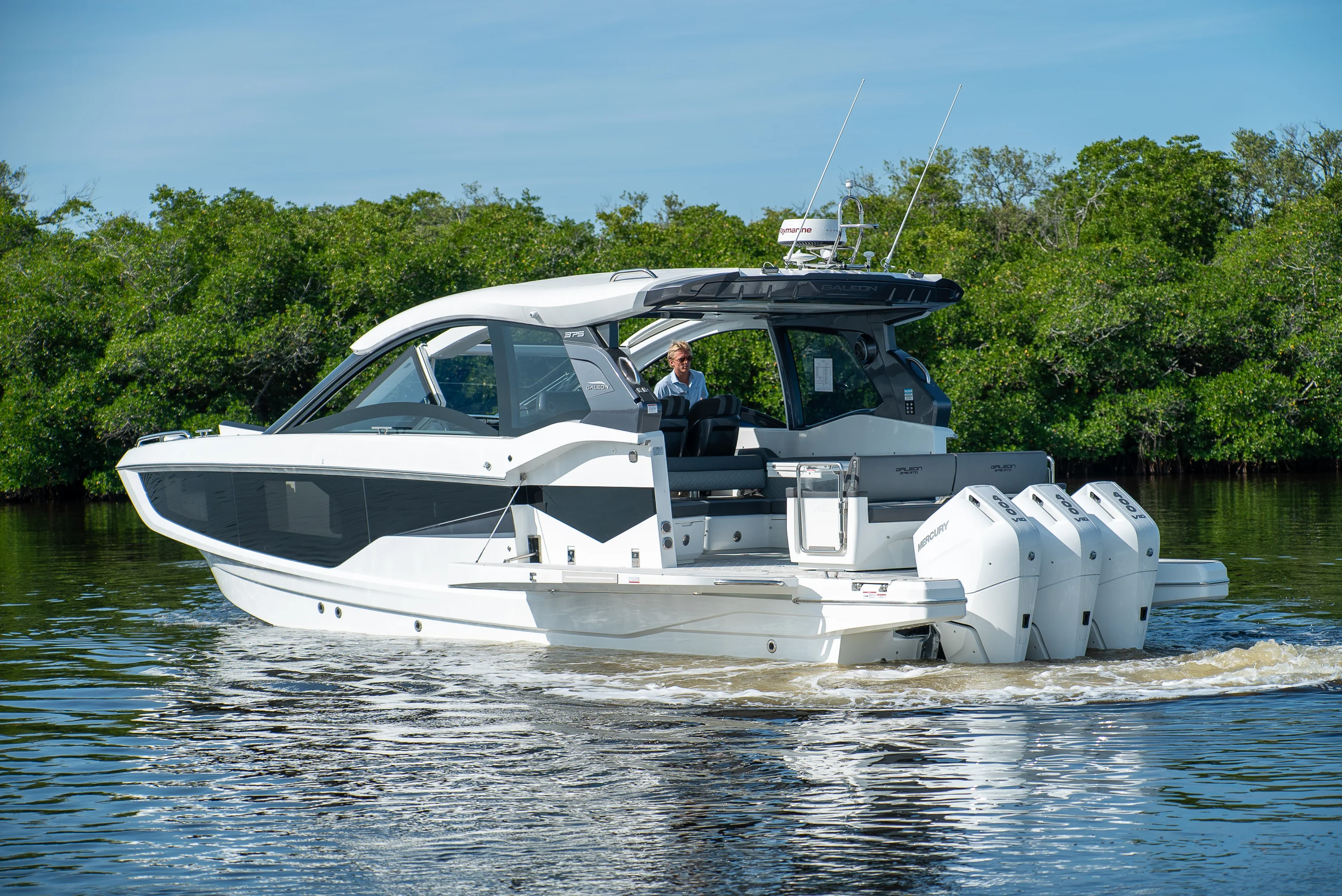 2026 Galeon 375 GTO Image Thumbnail #1