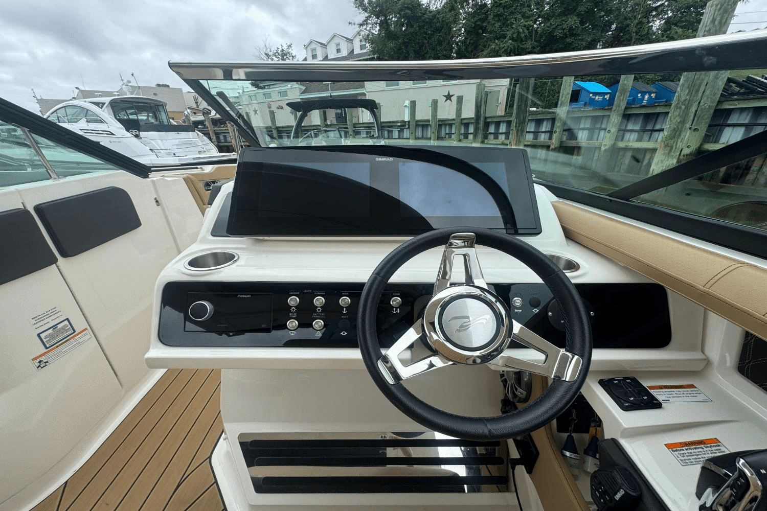 2023 Sea Ray SLX 310 Outboard Image Thumbnail #29