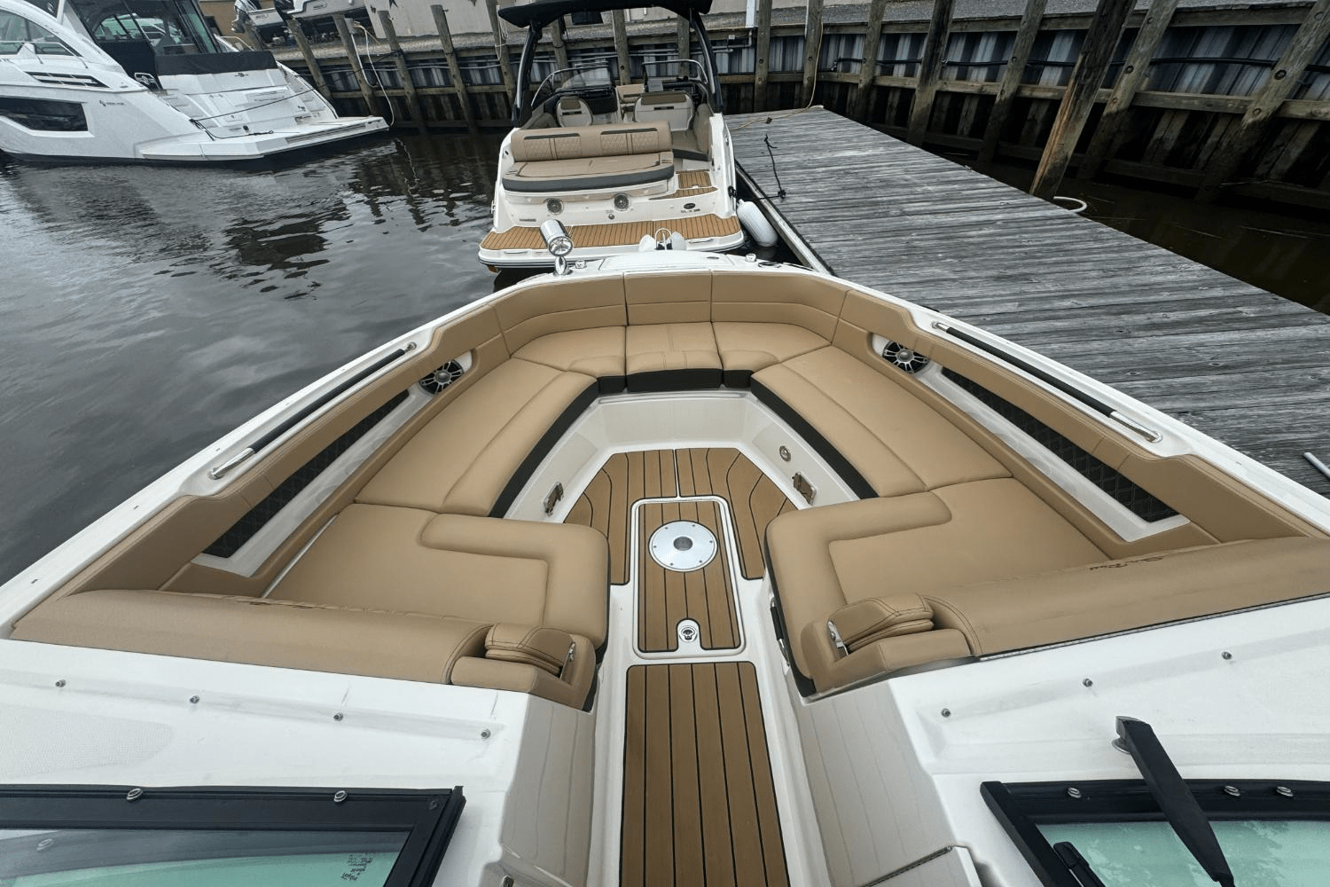 2023 Sea Ray SLX 310 Outboard Image Thumbnail #33